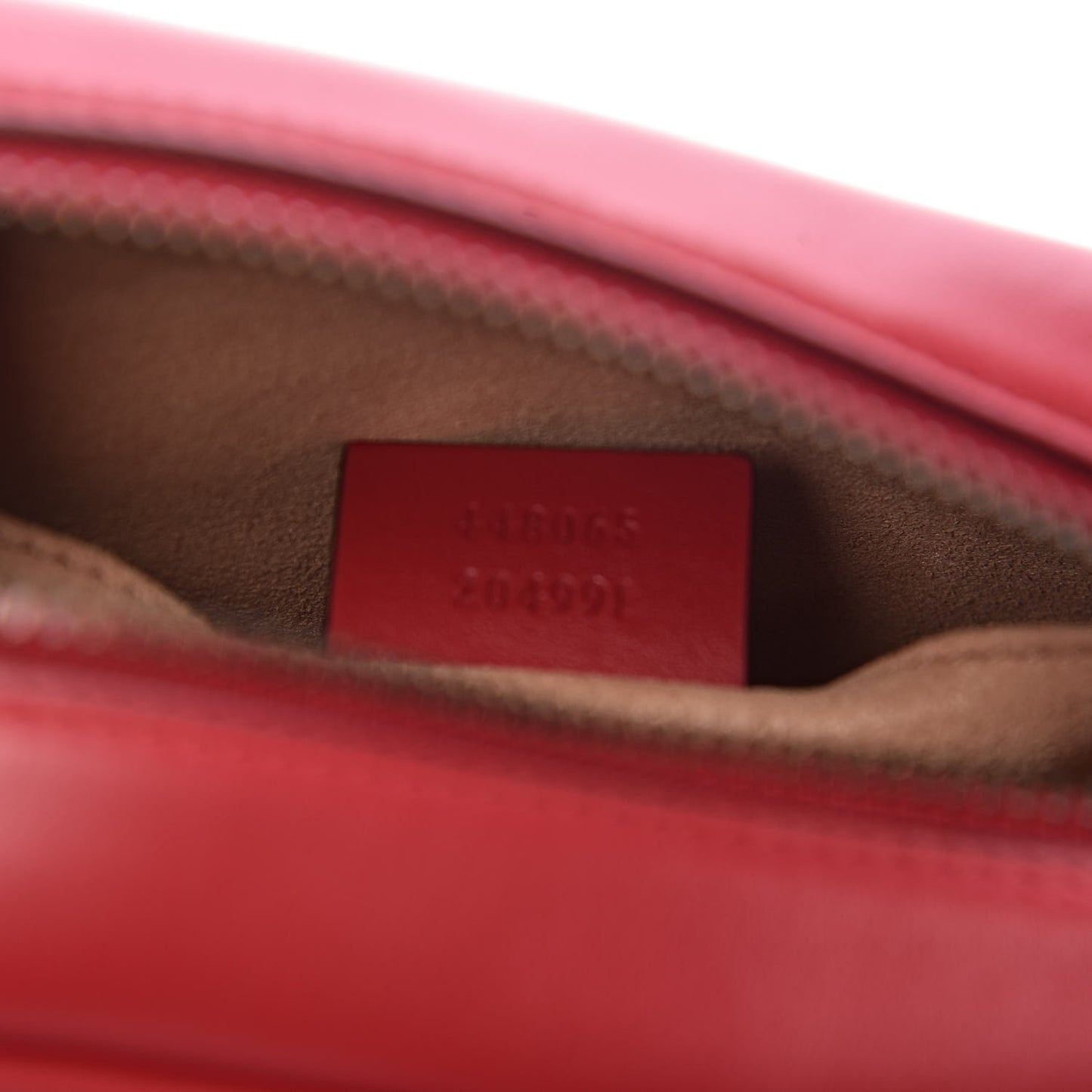 Calfskin Matelasse Mini GG Marmont Chain Shoulder Bag Hibiscus Red
