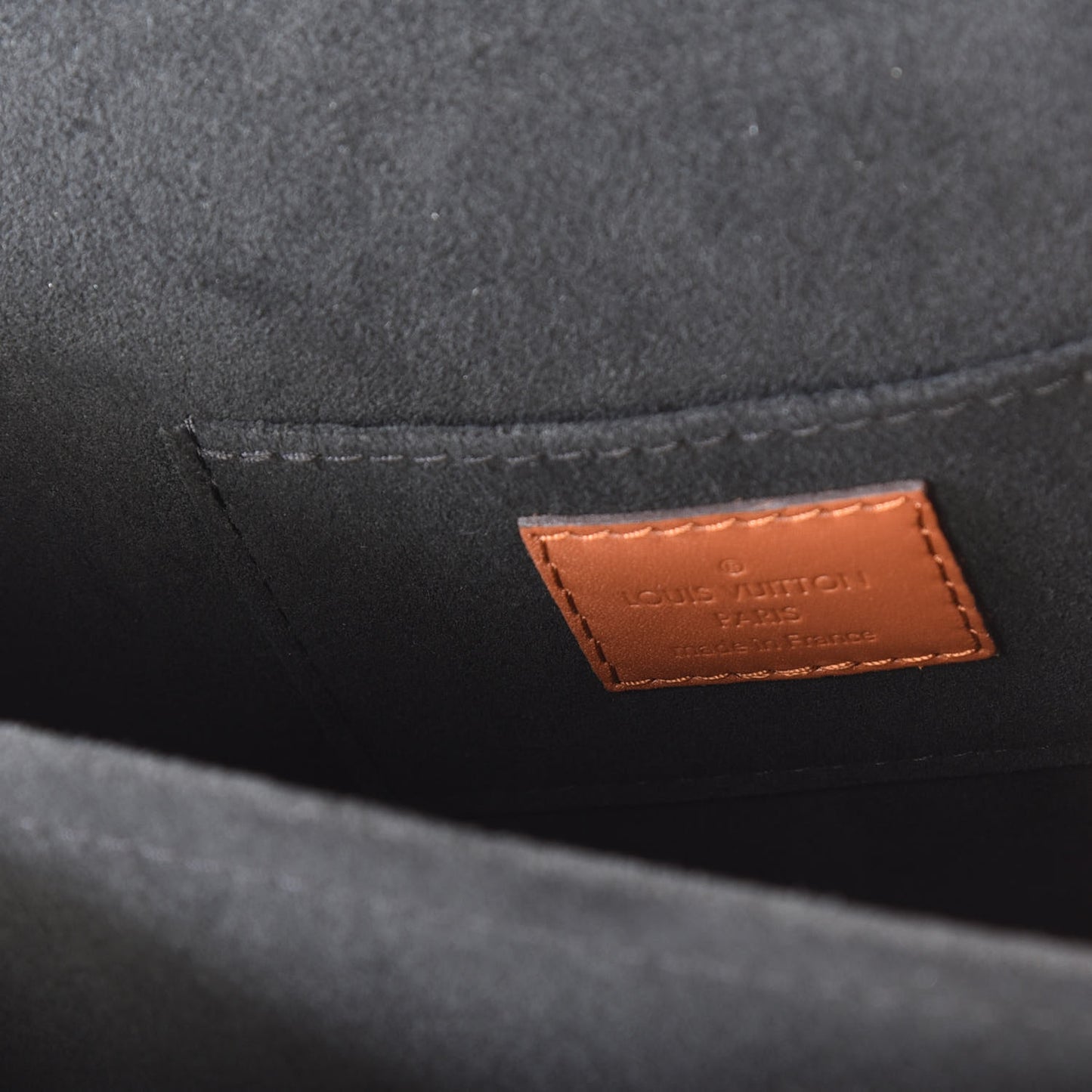 Reverse Monogram Dauphine Mini