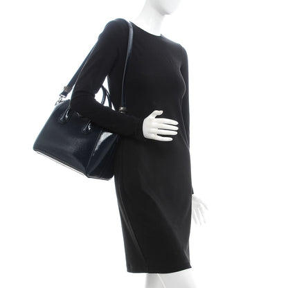 Givenchy Crinkled Patent Deerskin Small Antigona Deep Blue 2 of 9