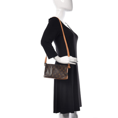 Louis Vuitton Monogram Trotteur 2 of 9