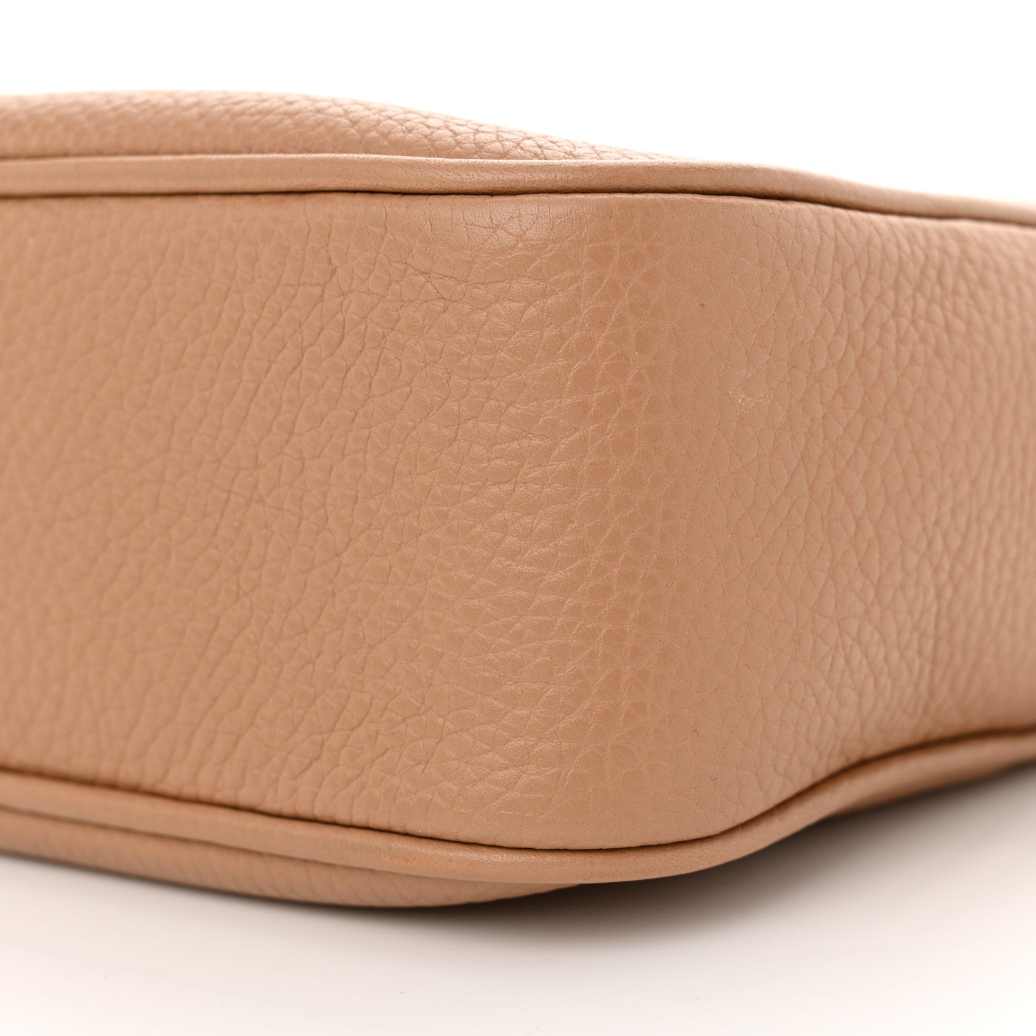 Gucci Pebbled Calfskin Small Soho Disco Bag Camelia 10 of 16