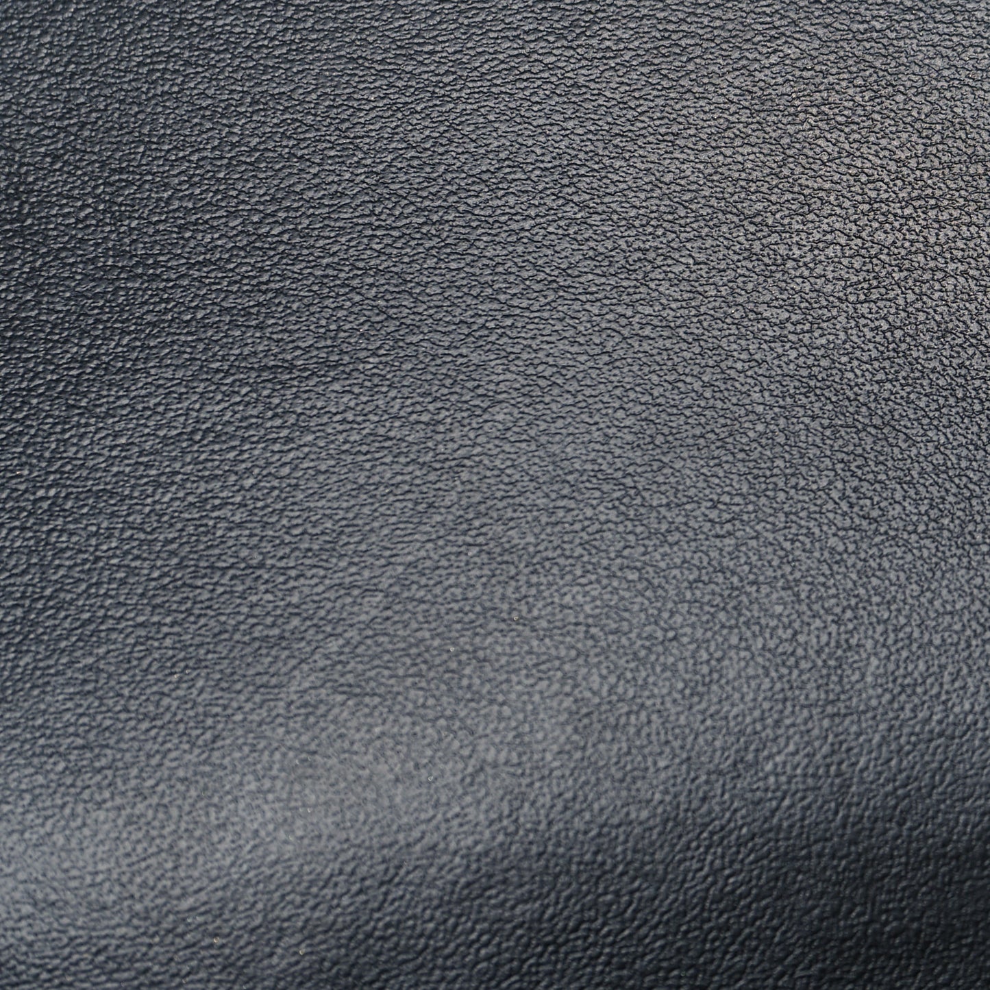 Calfskin Alligator Embossed Elisa Baguette Black