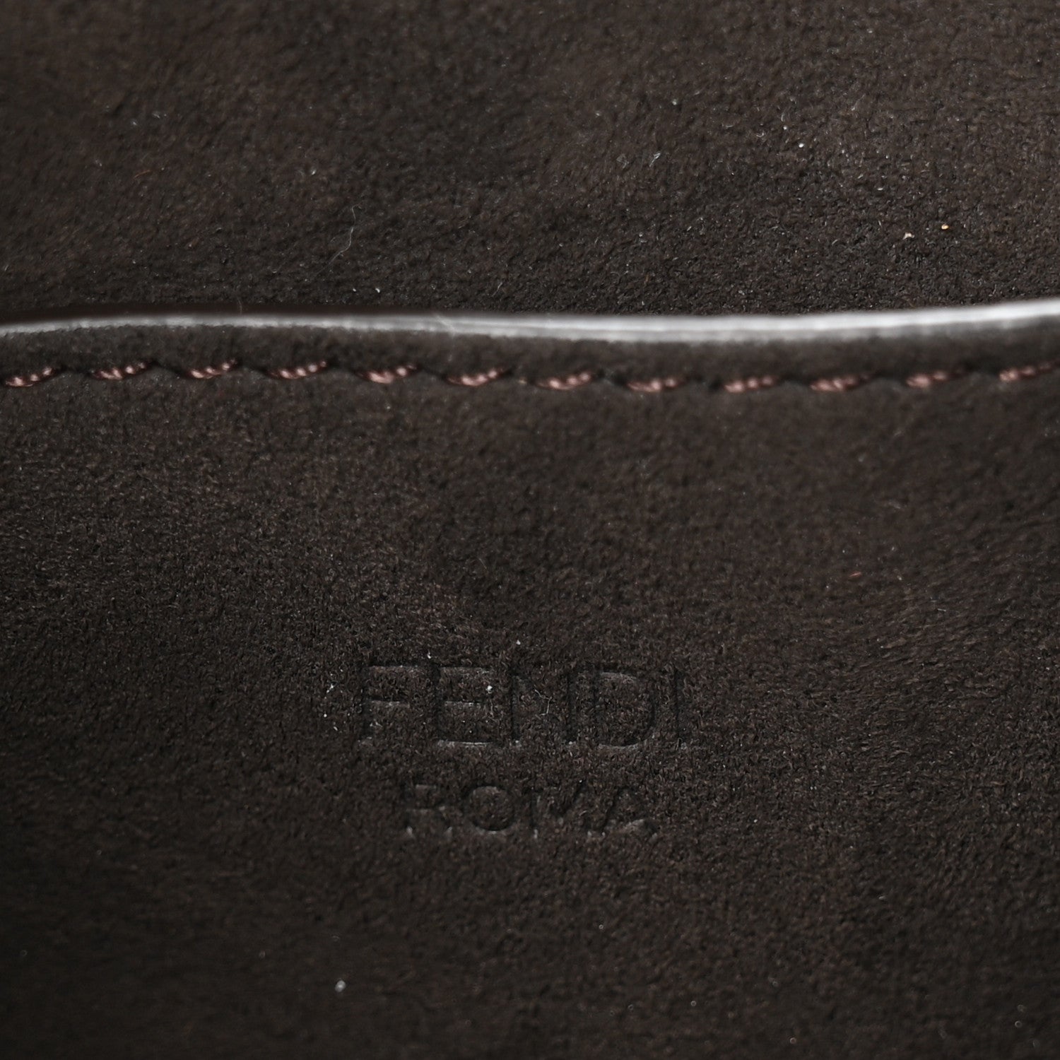 Fendi Vitello Brenta Cher Small Fendi C'mon Ciclamino Pilar 6 of 10