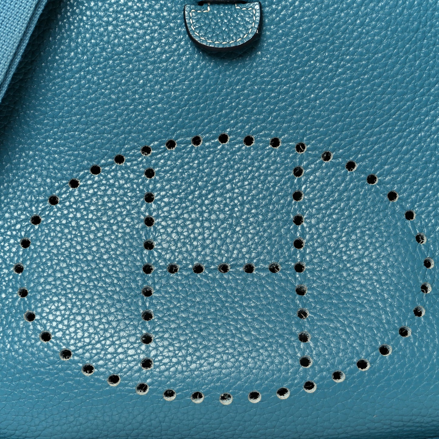 Taurillon Clemence Evelyne III PM Blue Jean