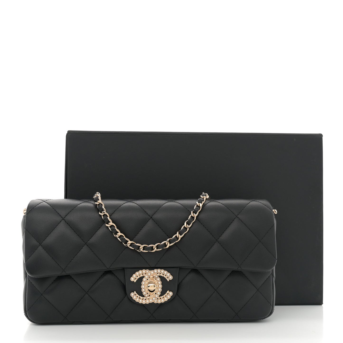 Lambskin Quilted Pearl CC Flap Clutch Black