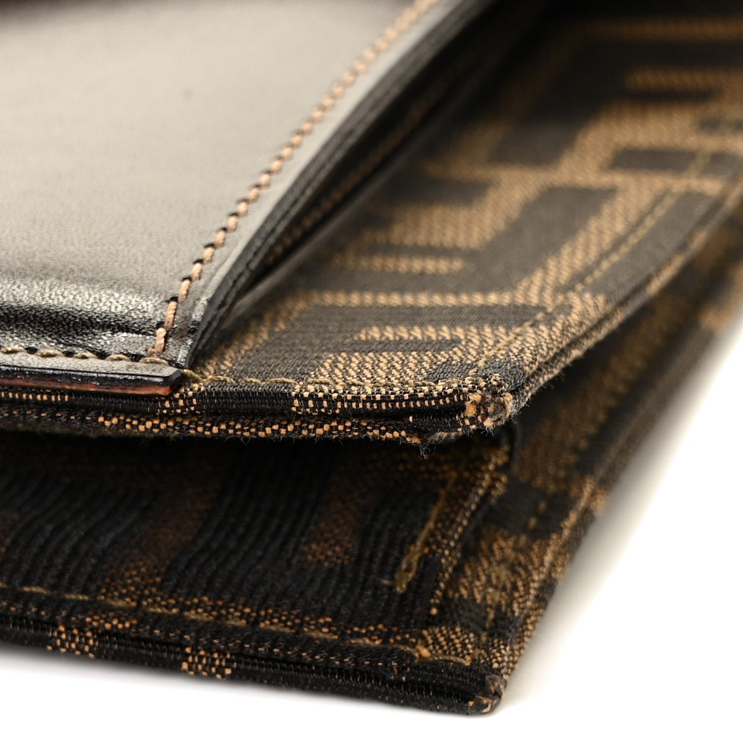 Zucca Calfskin Flap Clutch Tobacco Black