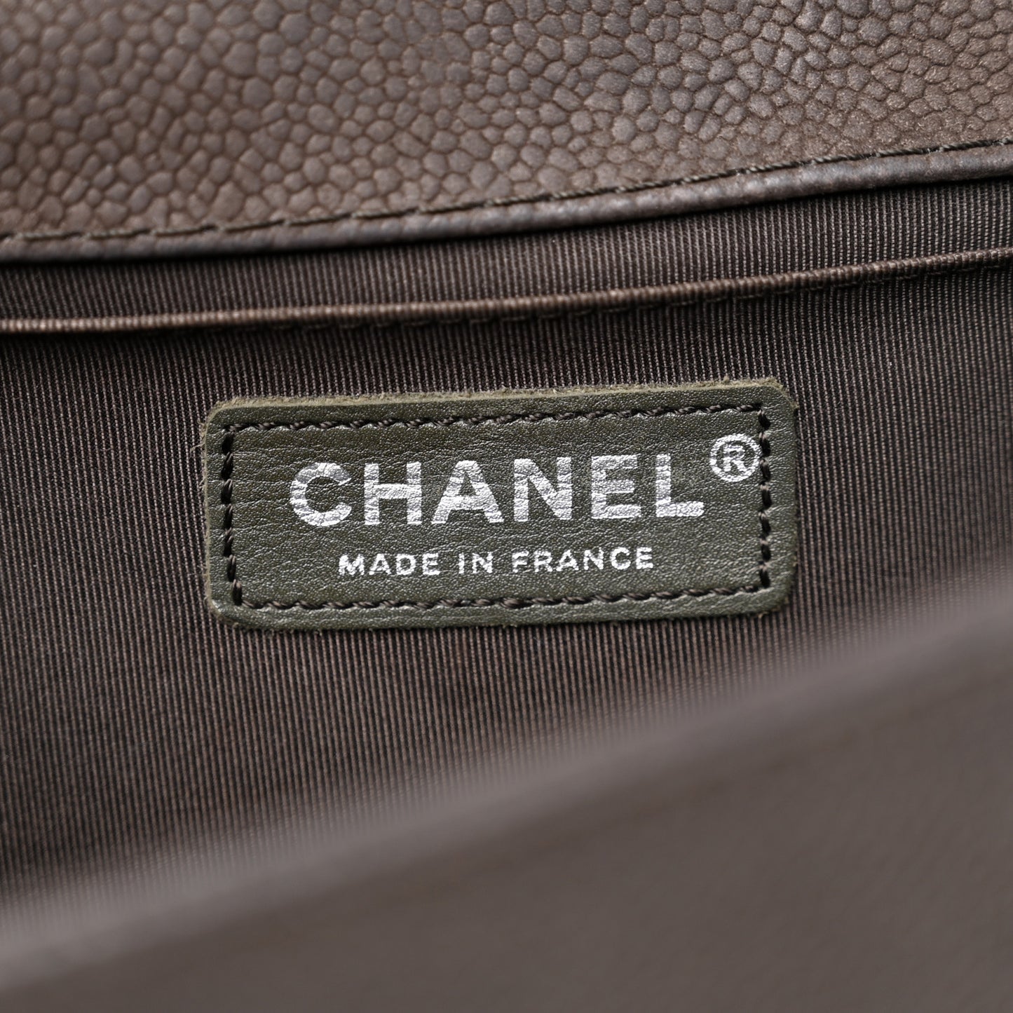 Iridescent Caviar Quilted Medium Boy Flap Dark Grey