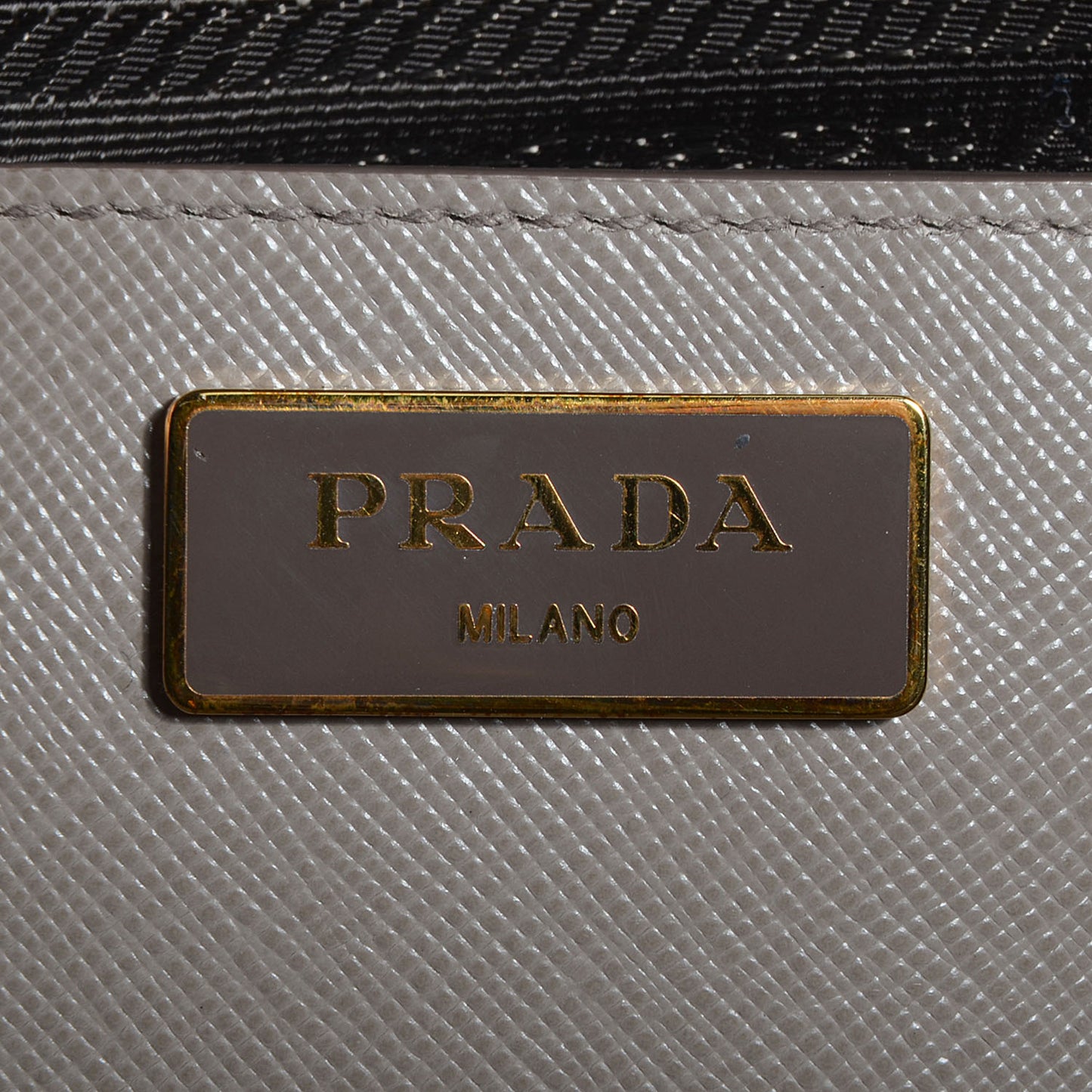 Saffiano Lux Medium Double Zip Tote Argilla
