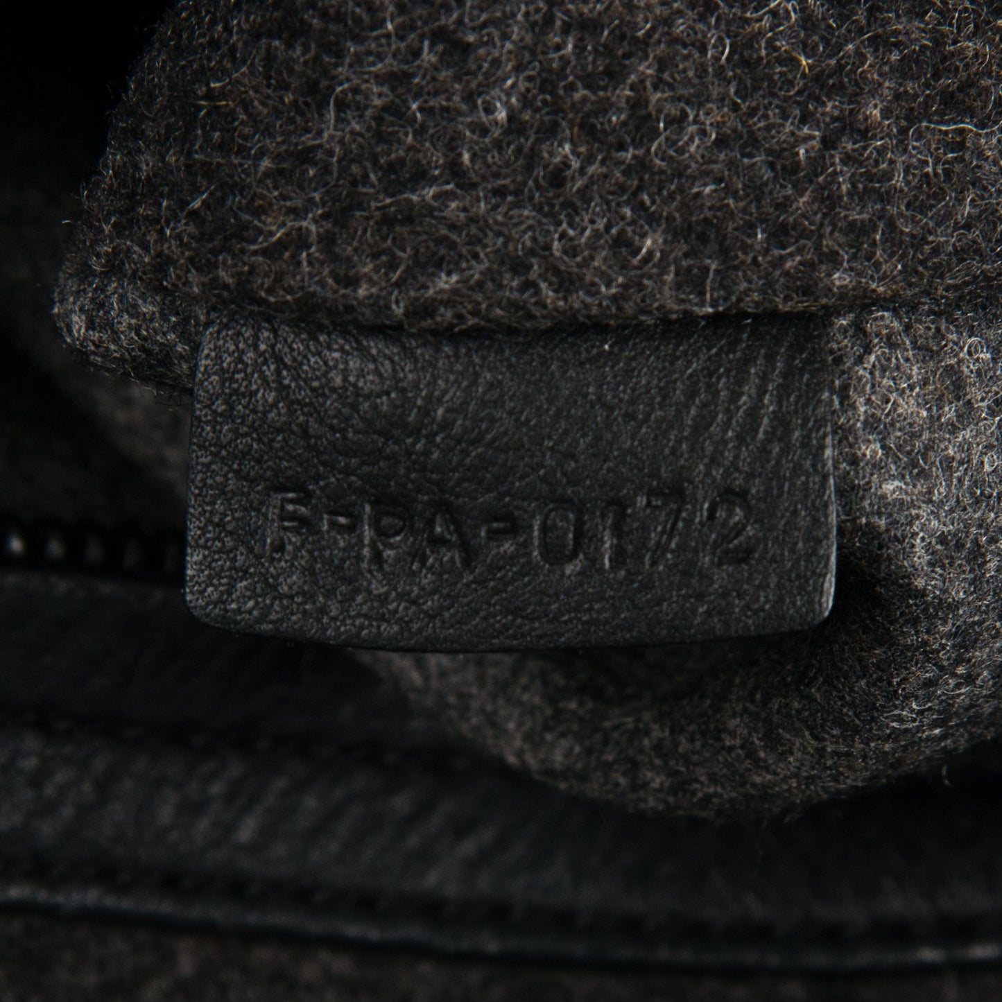 Felt Medium Phantom Luggage Grey
