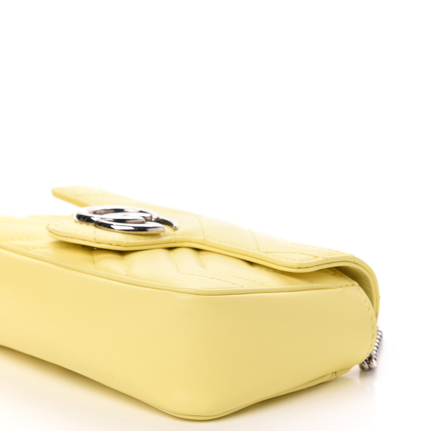 Calfskin Matelasse Super Mini GG Marmont Shoulder Bag Banana