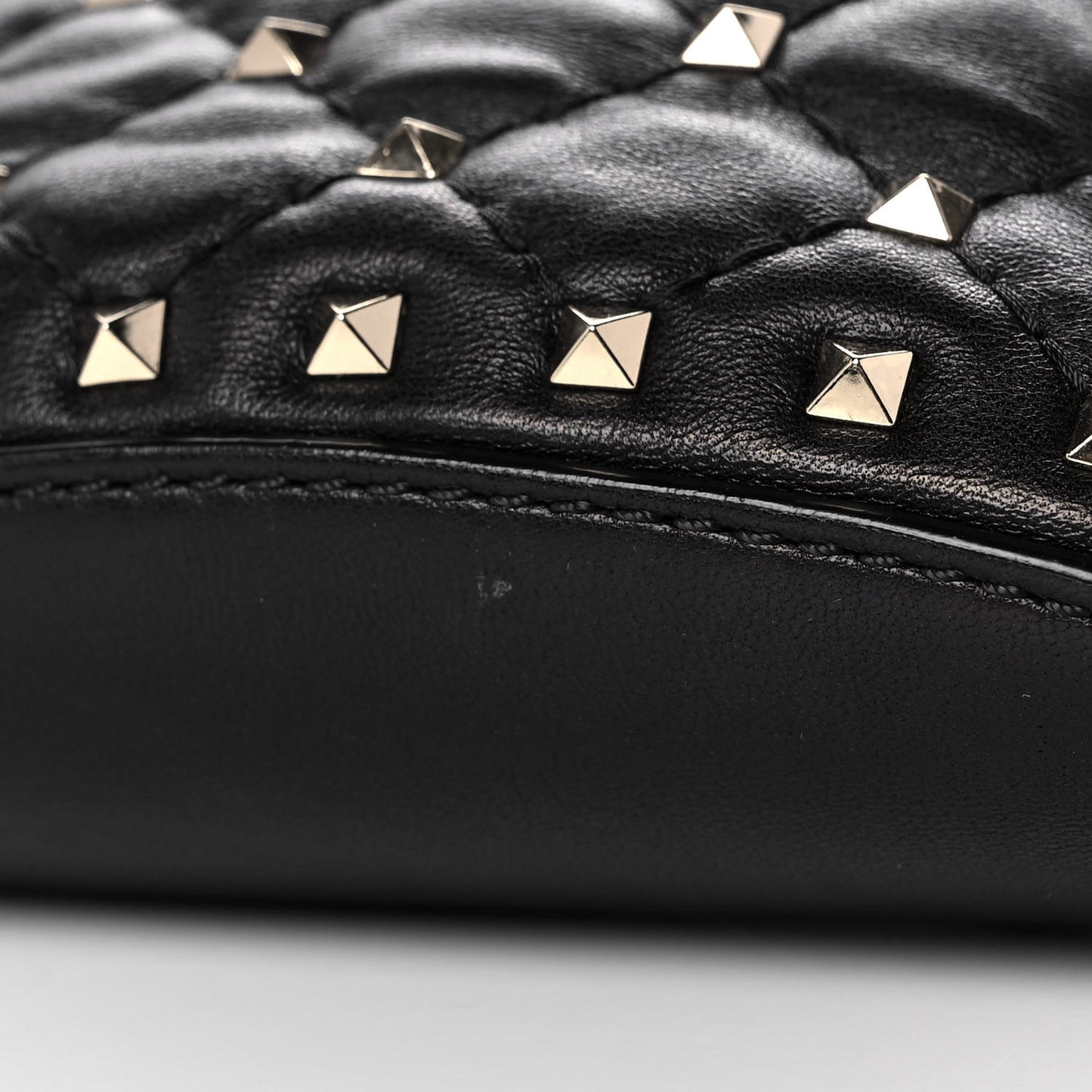 Lambskin Rockstud Spike Belt Bag 85 Black