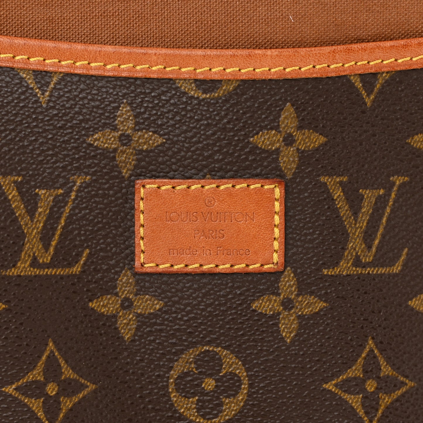 Monogram Saumur 35