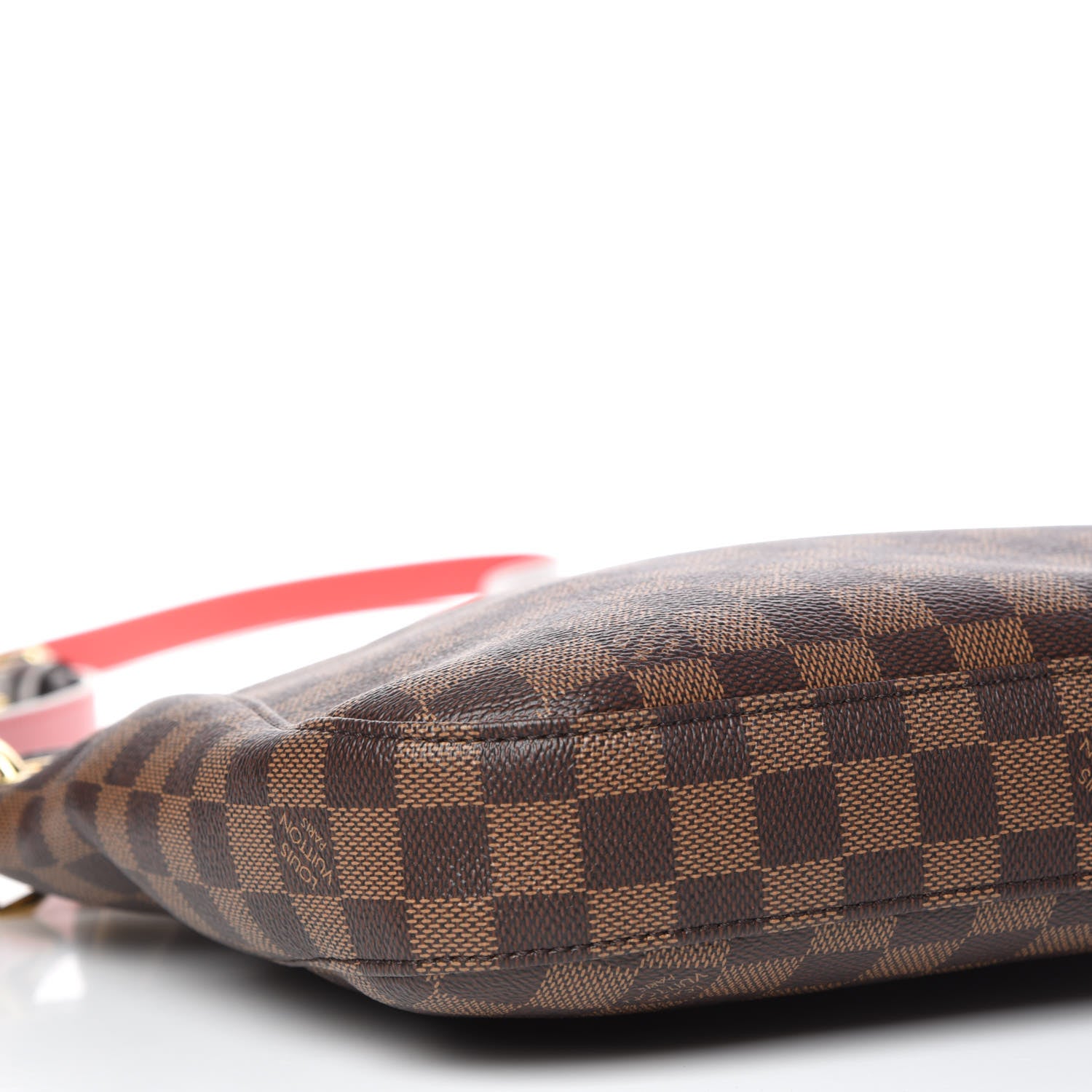 Louis Vuitton Damier Ebene South Bank Besace 9 of 10