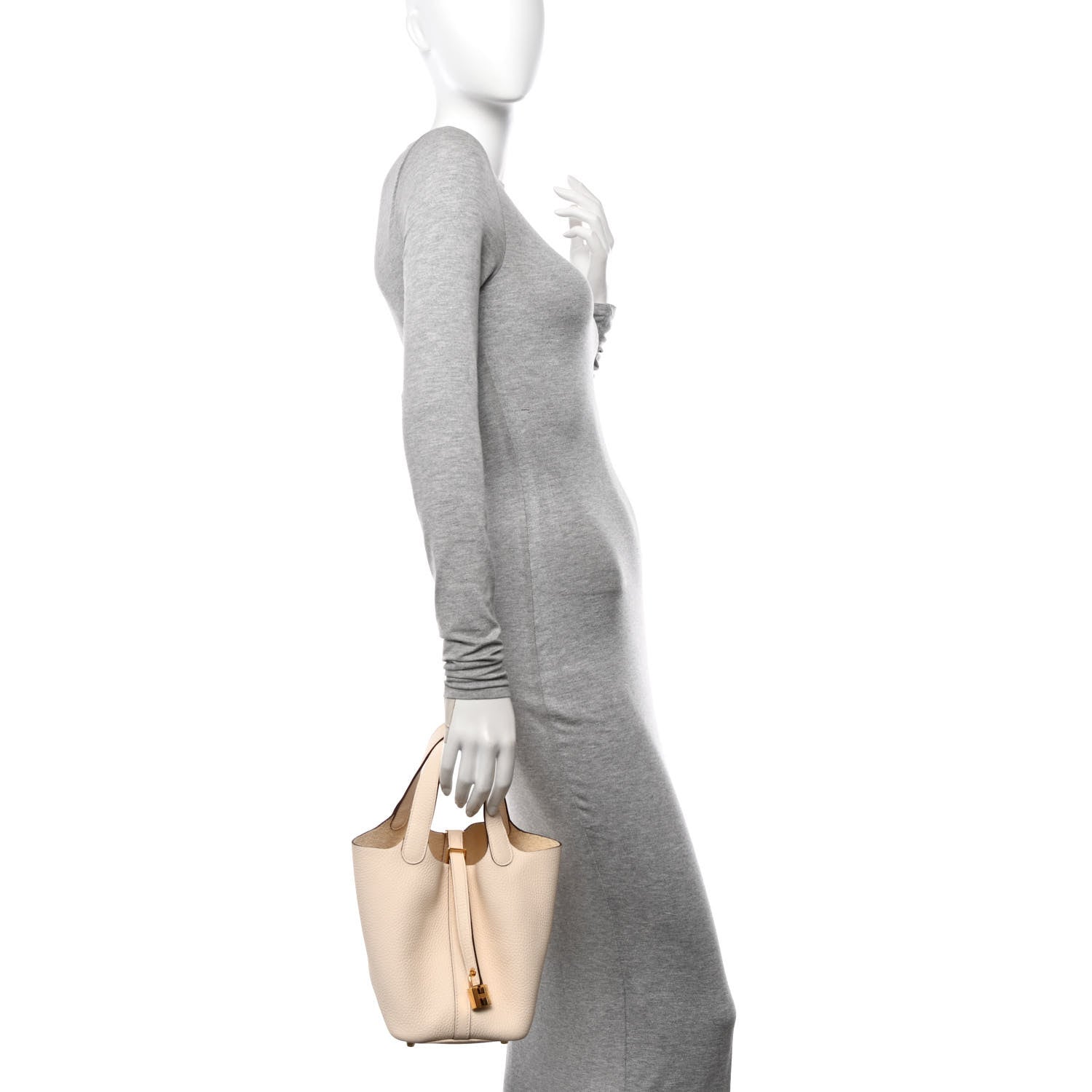 Hermes Taurillon Clemence Picotin Lock 18 PM Nata 2 of 11