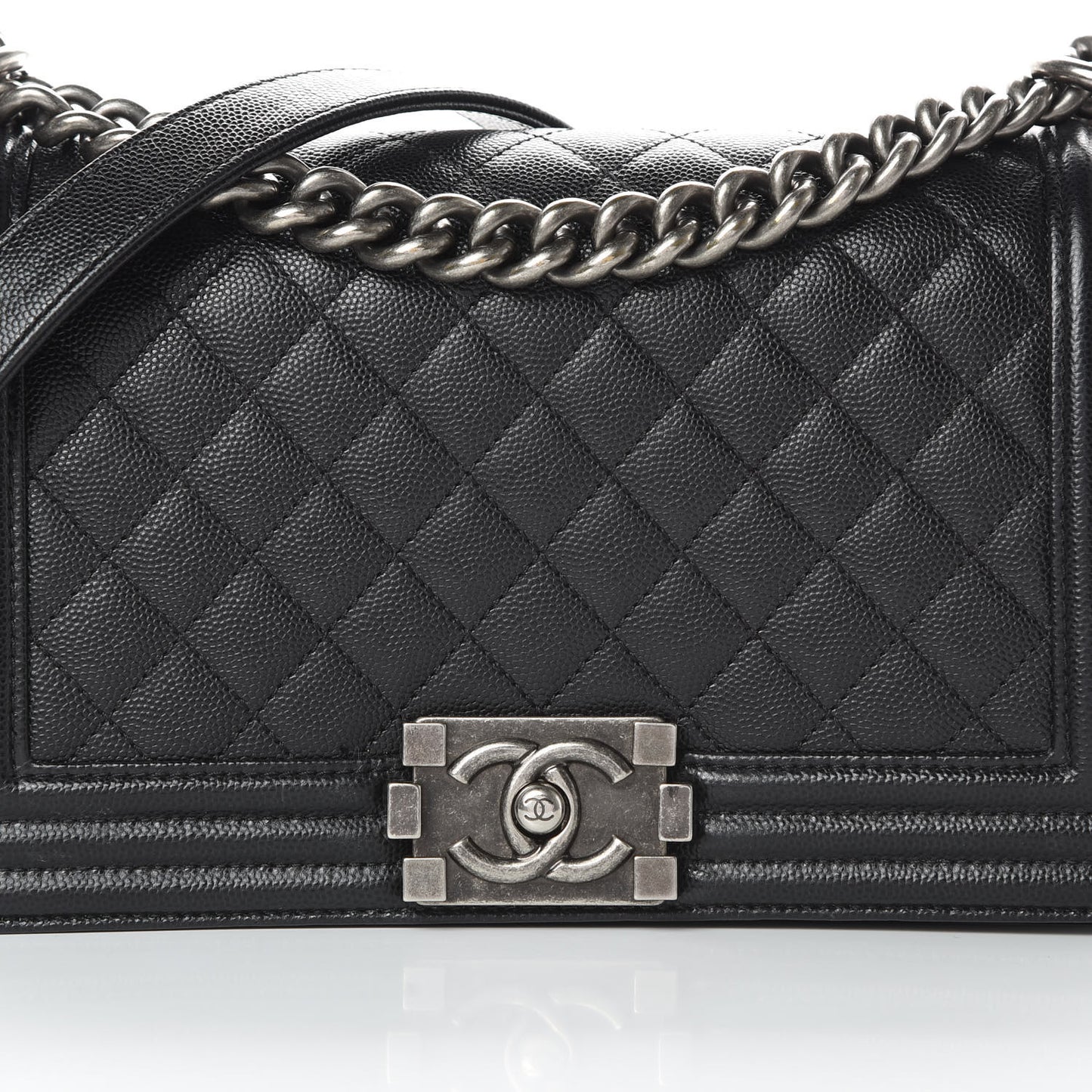 Caviar Quilted Medium Boy Flap Black