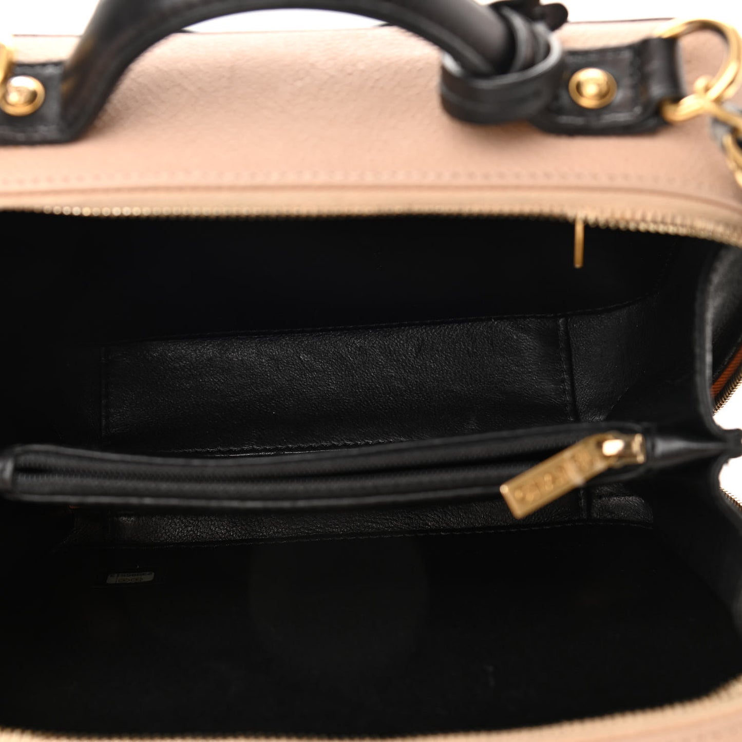 Caviar Quilted Medium CC Filigree Vanity Case Beige Black