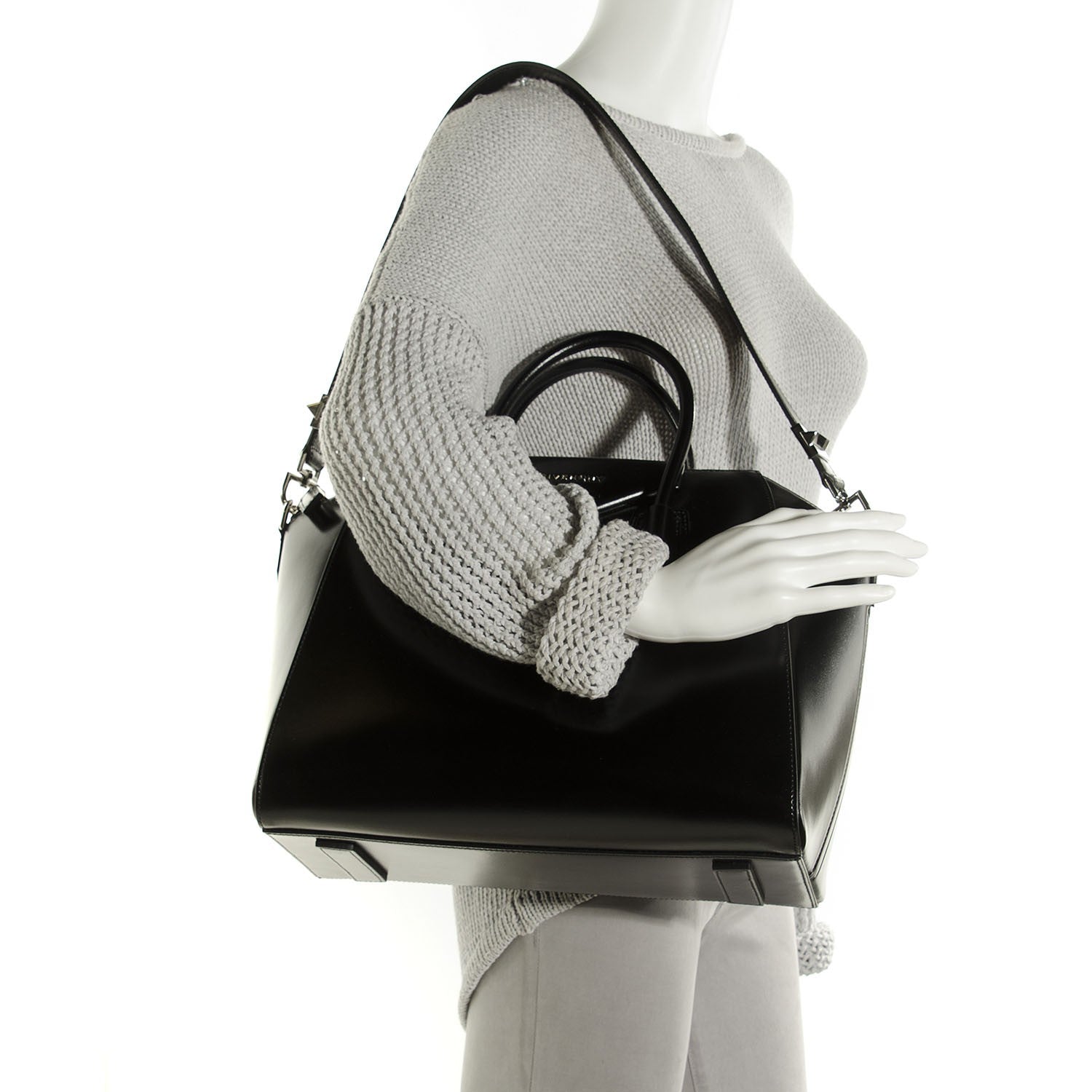 Givenchy Shiny Lord Calfskin Medium Antigona Black 2 of 10