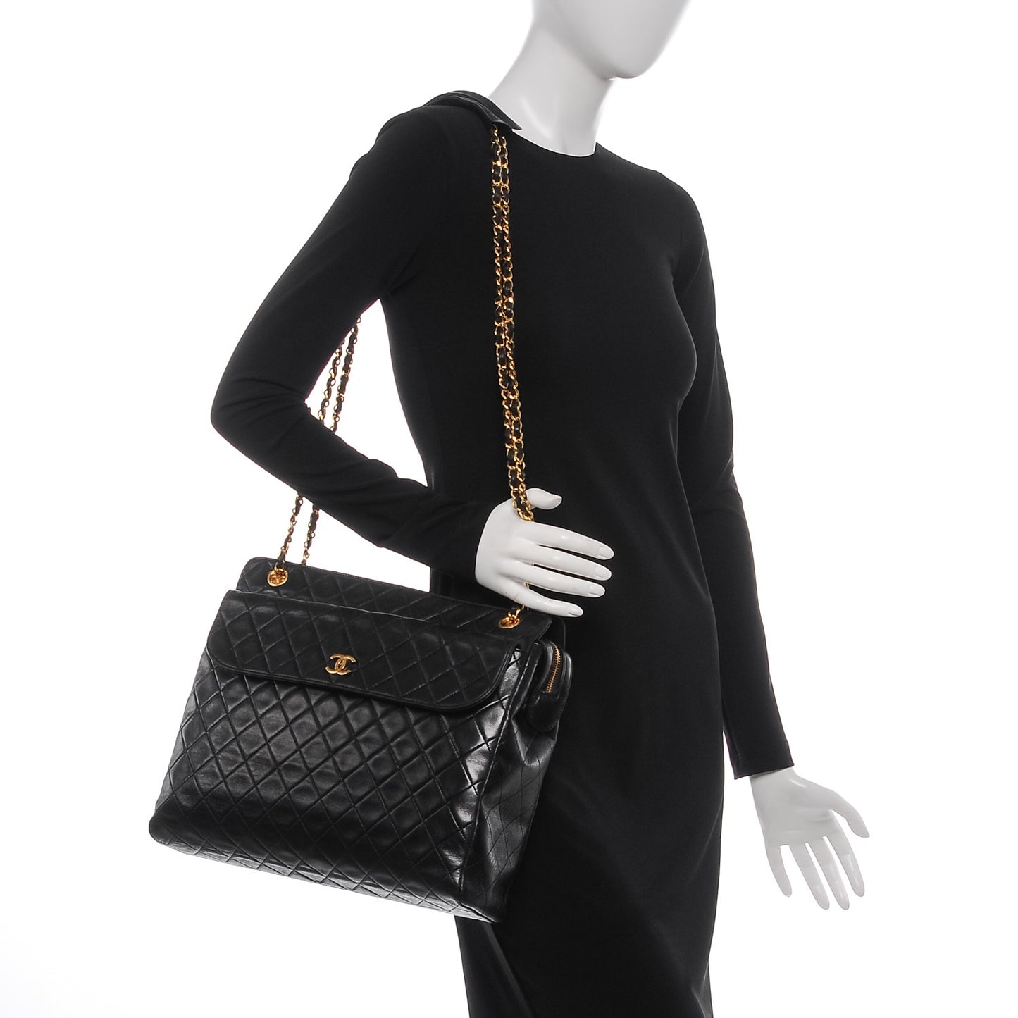 Lambskin Quilted Shoulder Bag Black