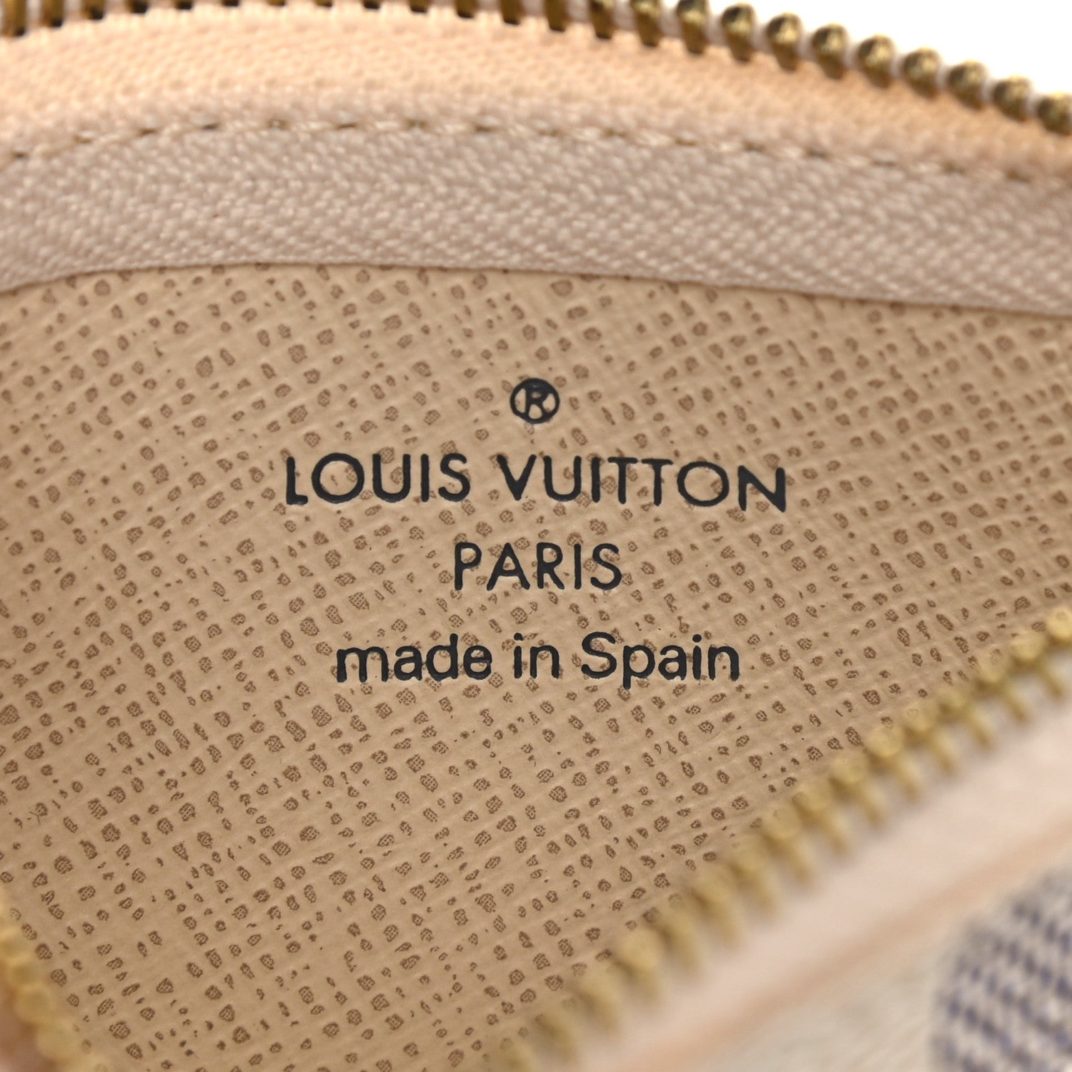 Louis Vuitton Damier Azur Key Pouch 6 of 8