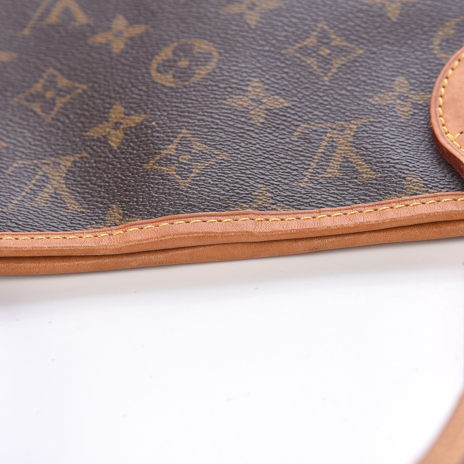Louis Vuitton Monogram Neverfull MM 9 of 15