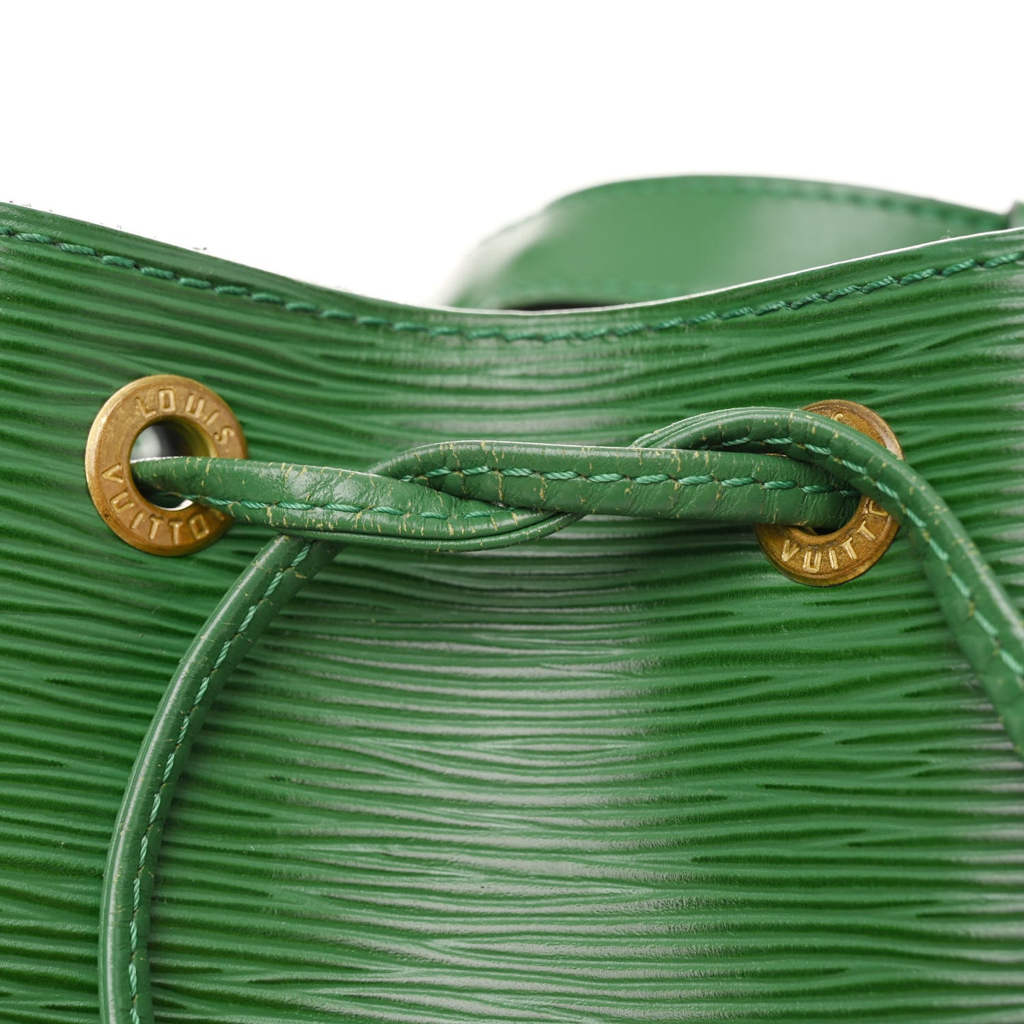 LOUIS VUITTON Epi Petit Noe Borneo