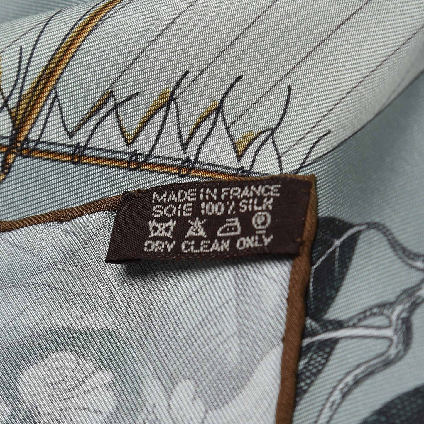 Silk Tous Les Bateaux Du Monde Scarf 90 Amande Celadon Caramel