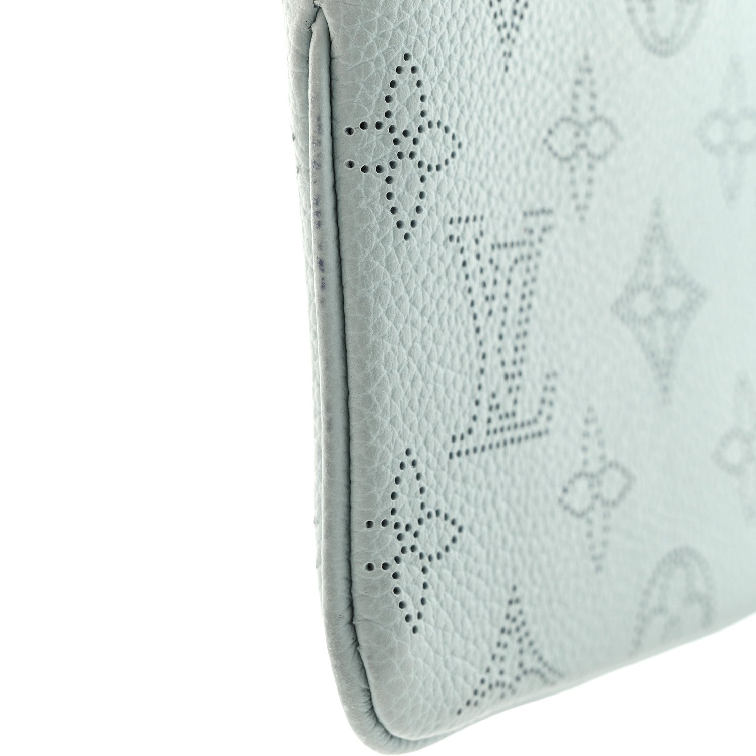 Louis Vuitton Mahina Key Pouch Vert Lagon 9 of 10