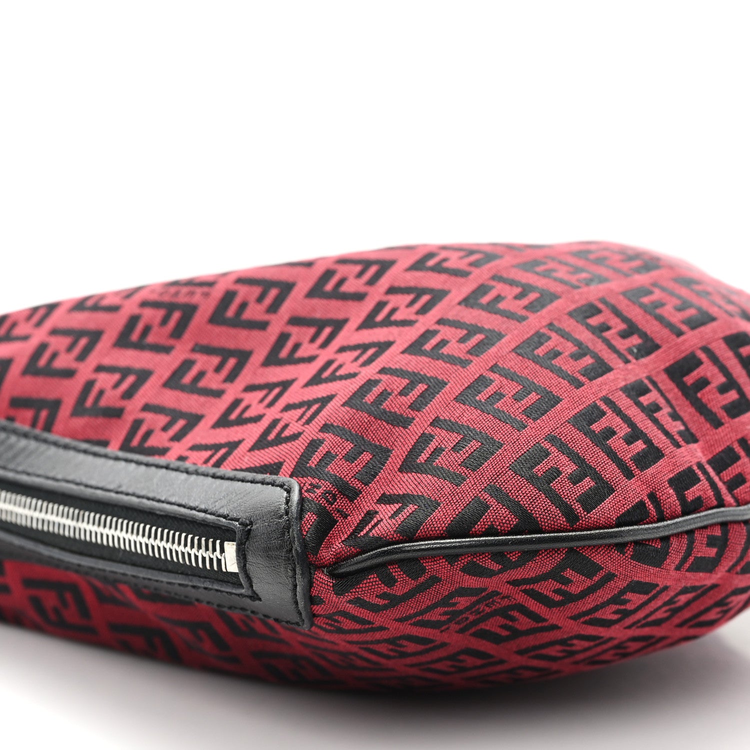 Fendi Zucchino Oyster Red Black 1809853 – FASHIONPHILE