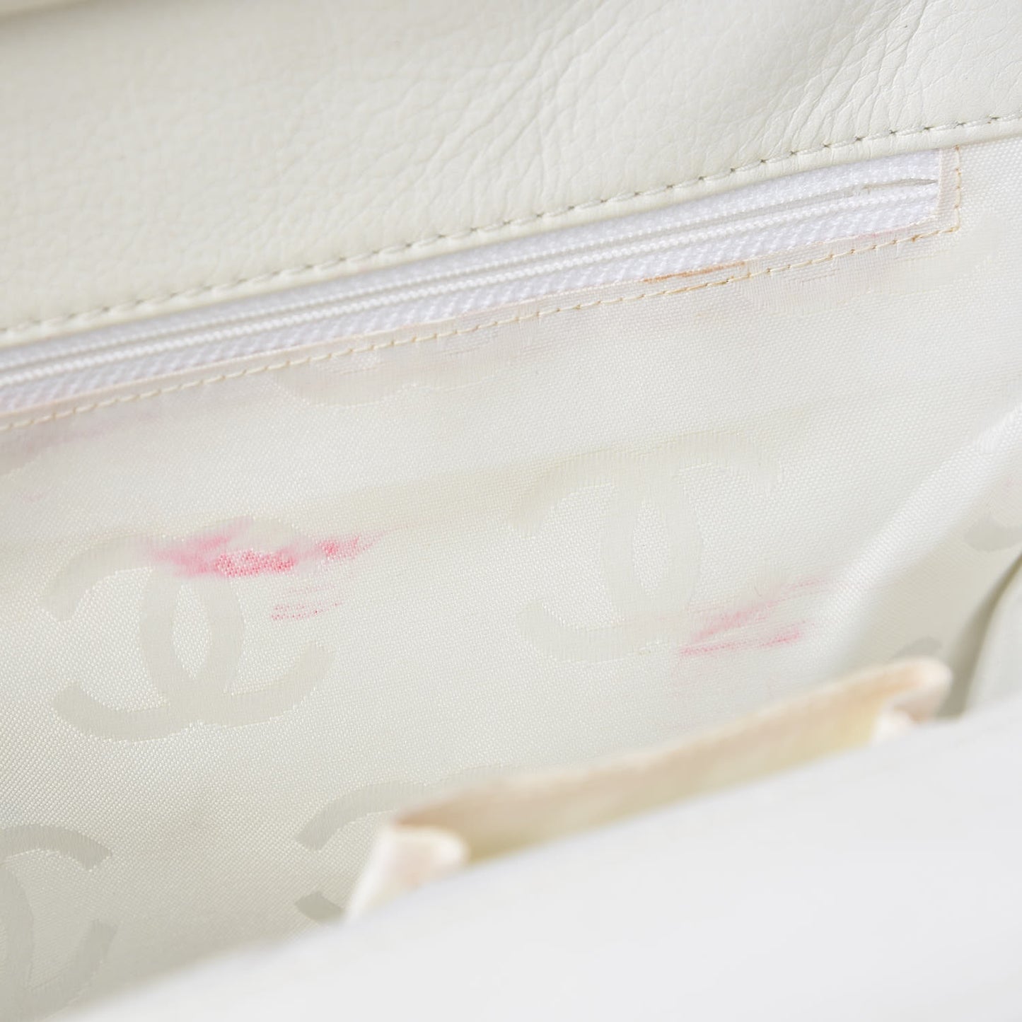 Calfskin Multicolor Stitch Tote White