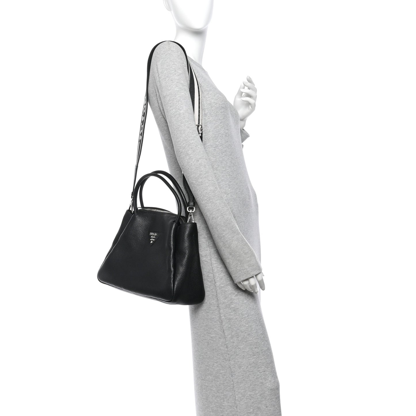 Vitello Daino Soft Medium Zippered Top Handle Bag Black