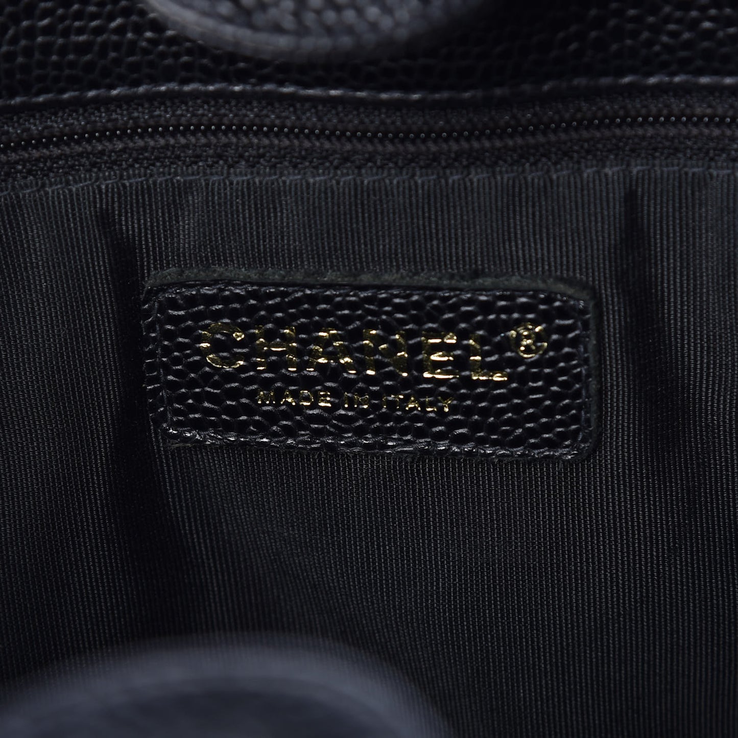 Caviar Quilted Petit Shopping Tote PST Black