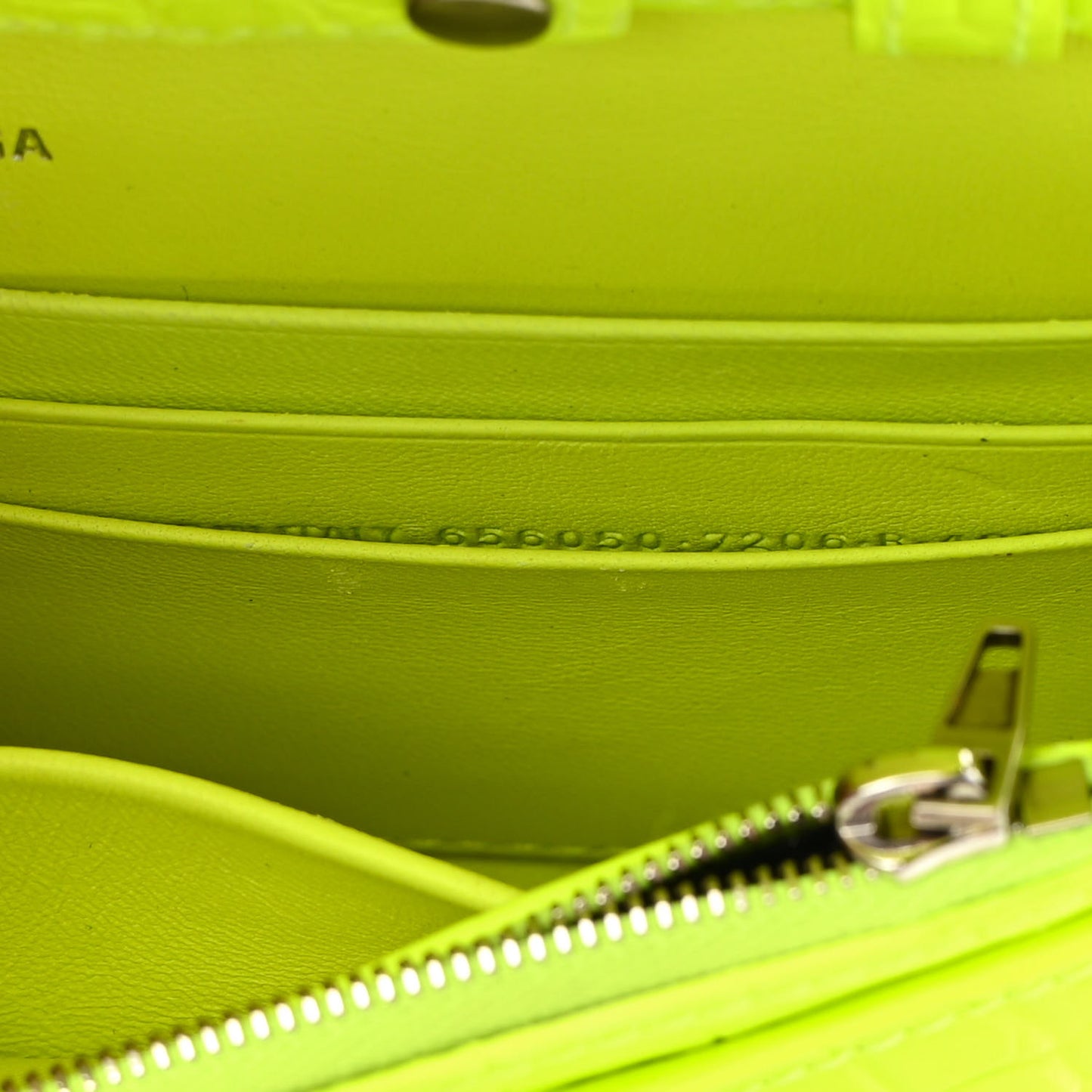 Shiny Calfskin Crocodile Embossed Hourglass Chain Bag Fluo Yellow