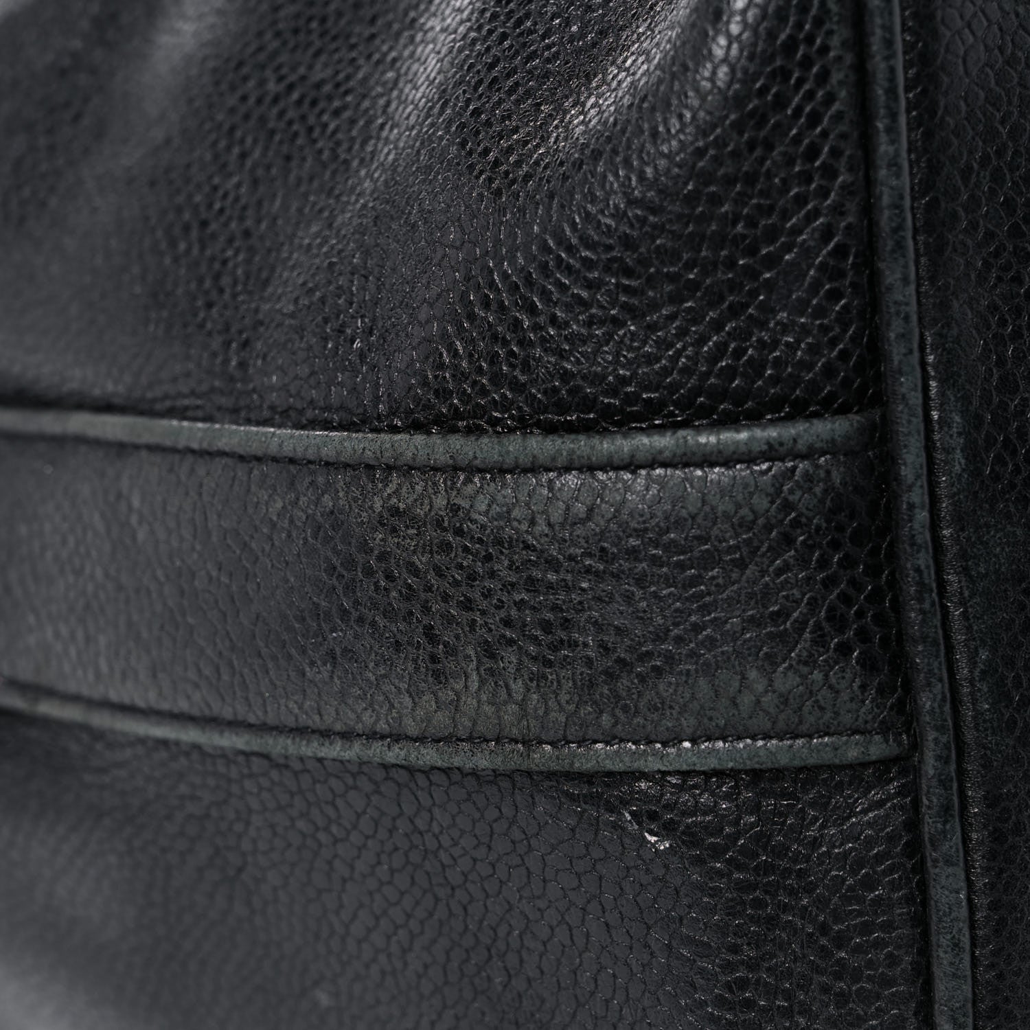 Chanel Caviar Drawstring Shoulder Bag Black 18 of 32