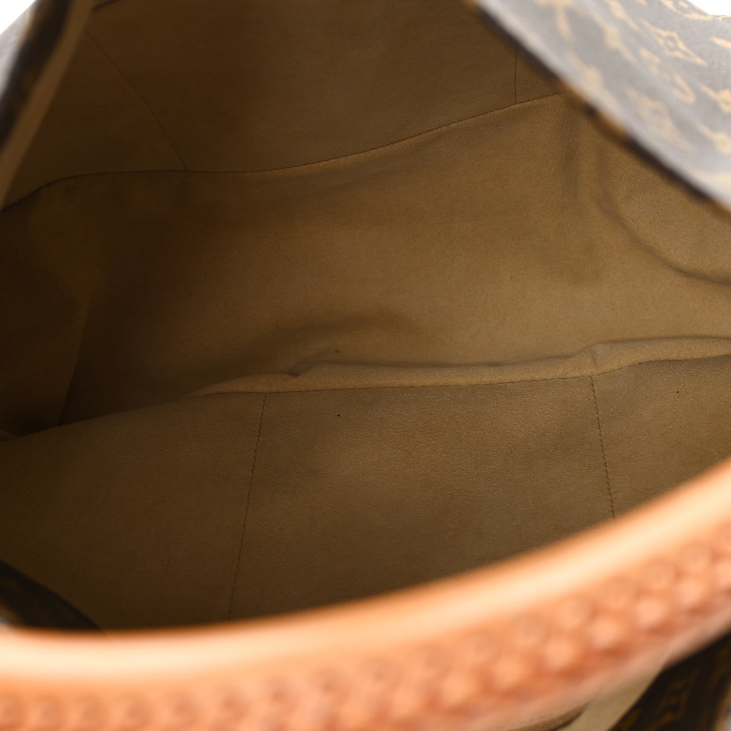 Louis Vuitton Monogram Artsy MM 5 of 10