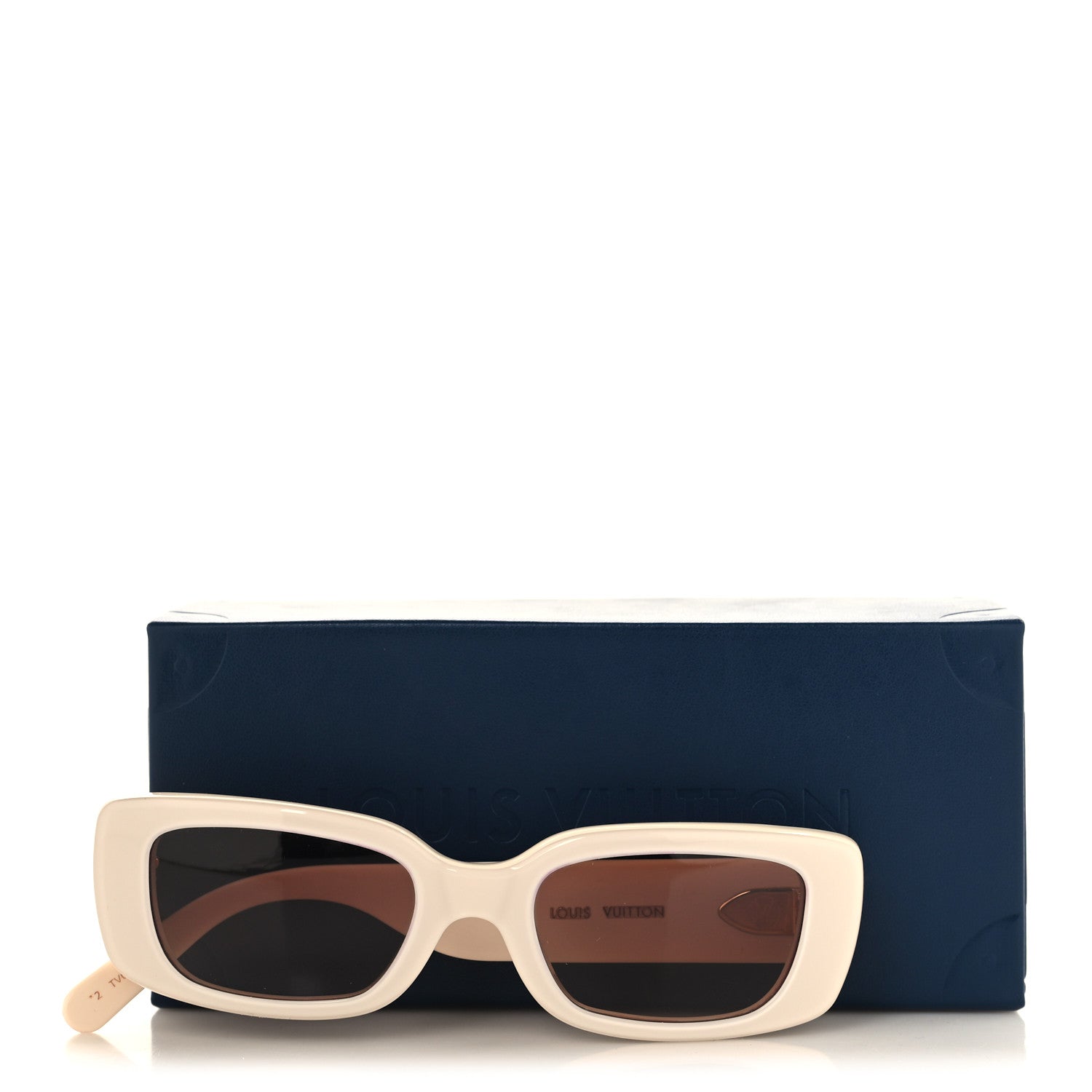 Louis Vuitton Acetate LV Circle Cat Eye Sunglasses Z2409W White 8 of 8