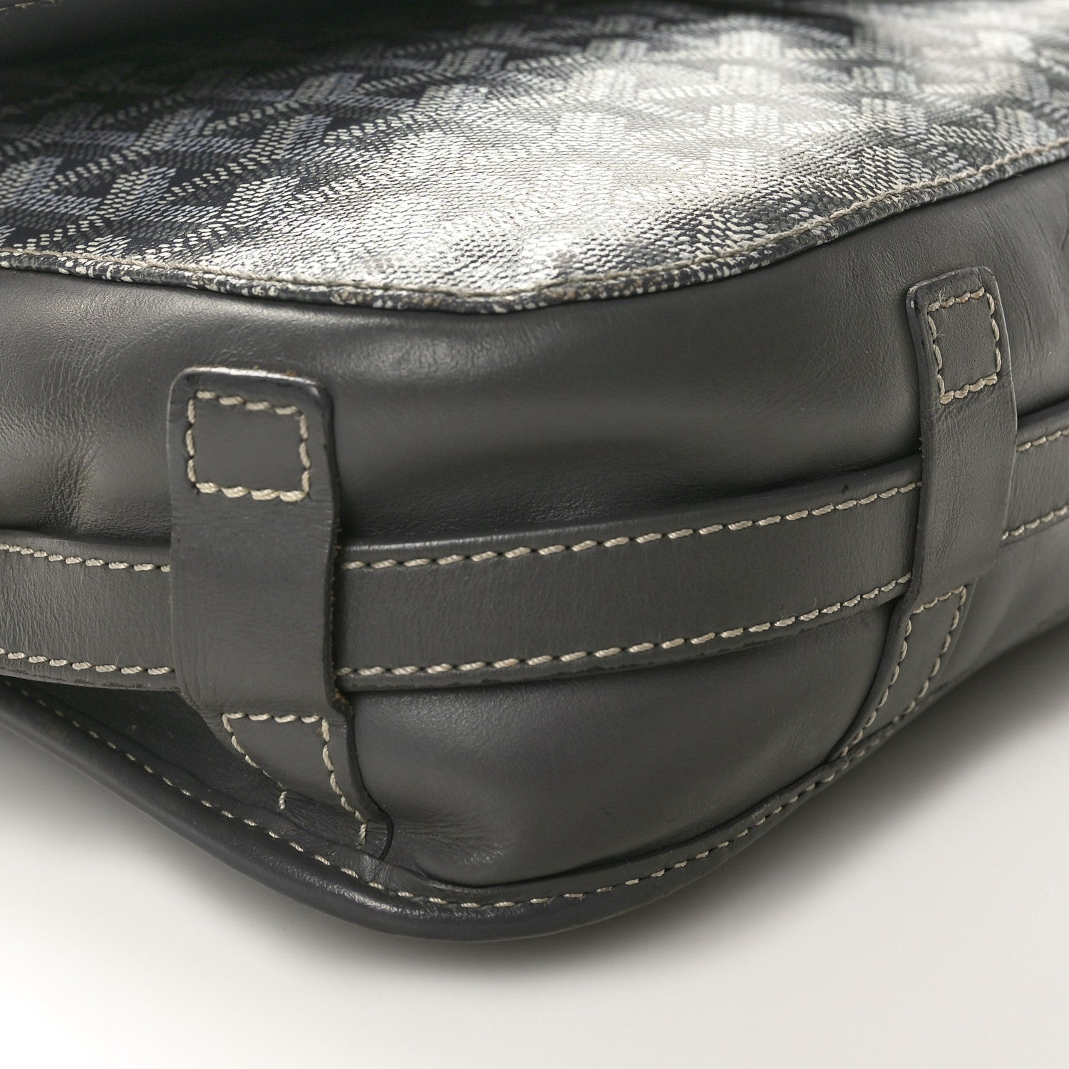 Goyard Goyardine Belvedere II MM Messenger Bag Grey 8 of 11