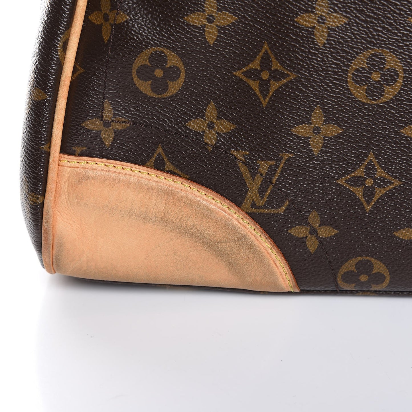 Monogram Beverly MM