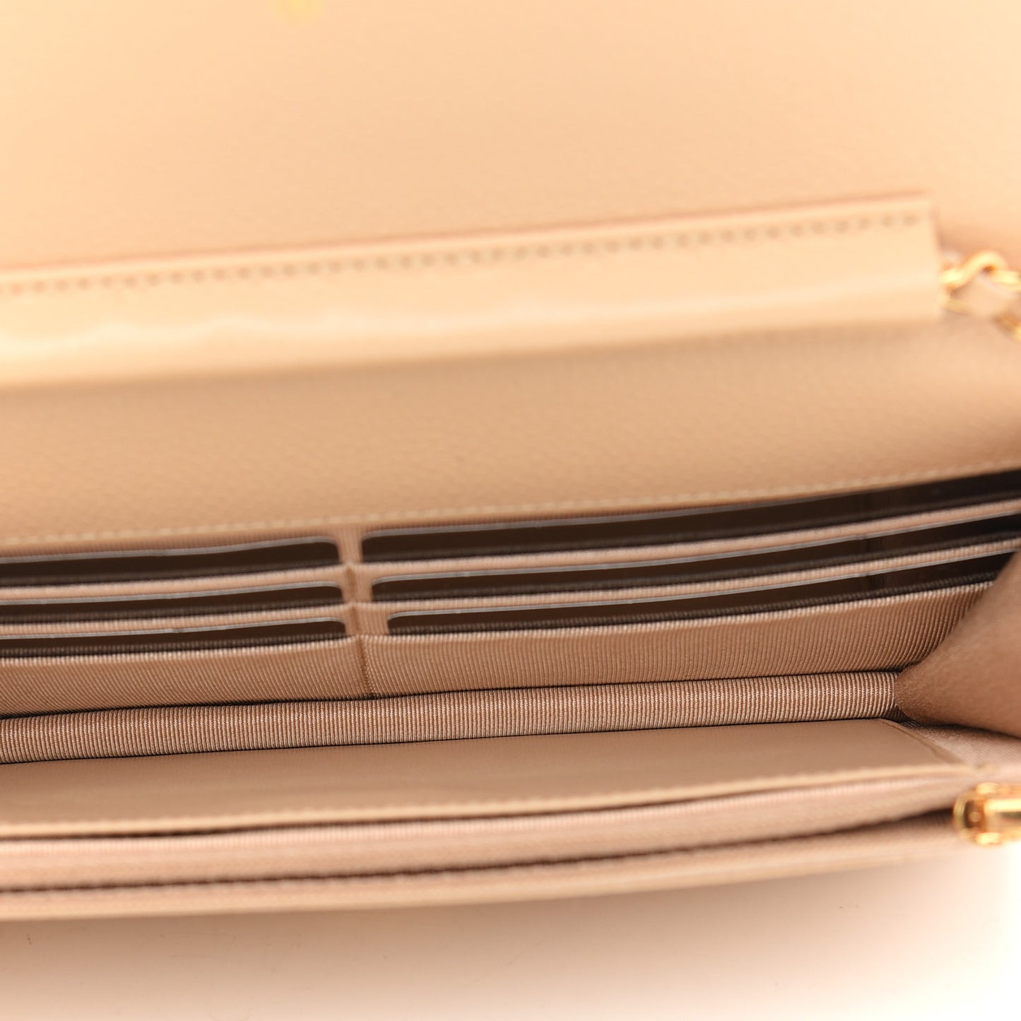 Caviar Quilted Wallet On Chain WOC Beige
