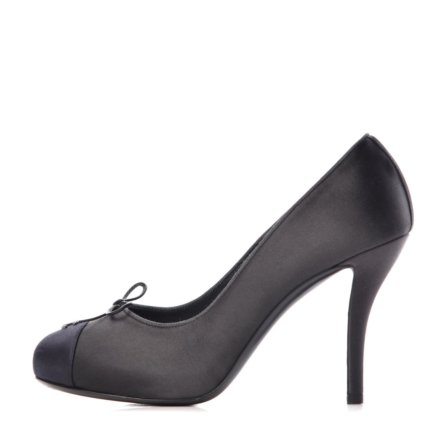 Satin Cap Toe CC Pumps 39 Gris Marine