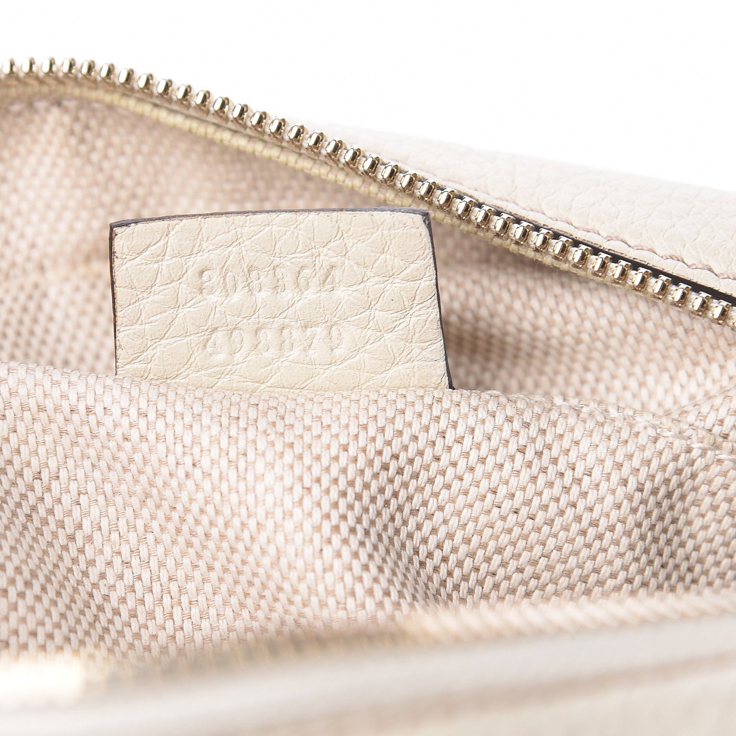 Gucci Pebbled Calfskin Small Soho Disco Bag Off White 7 of 10