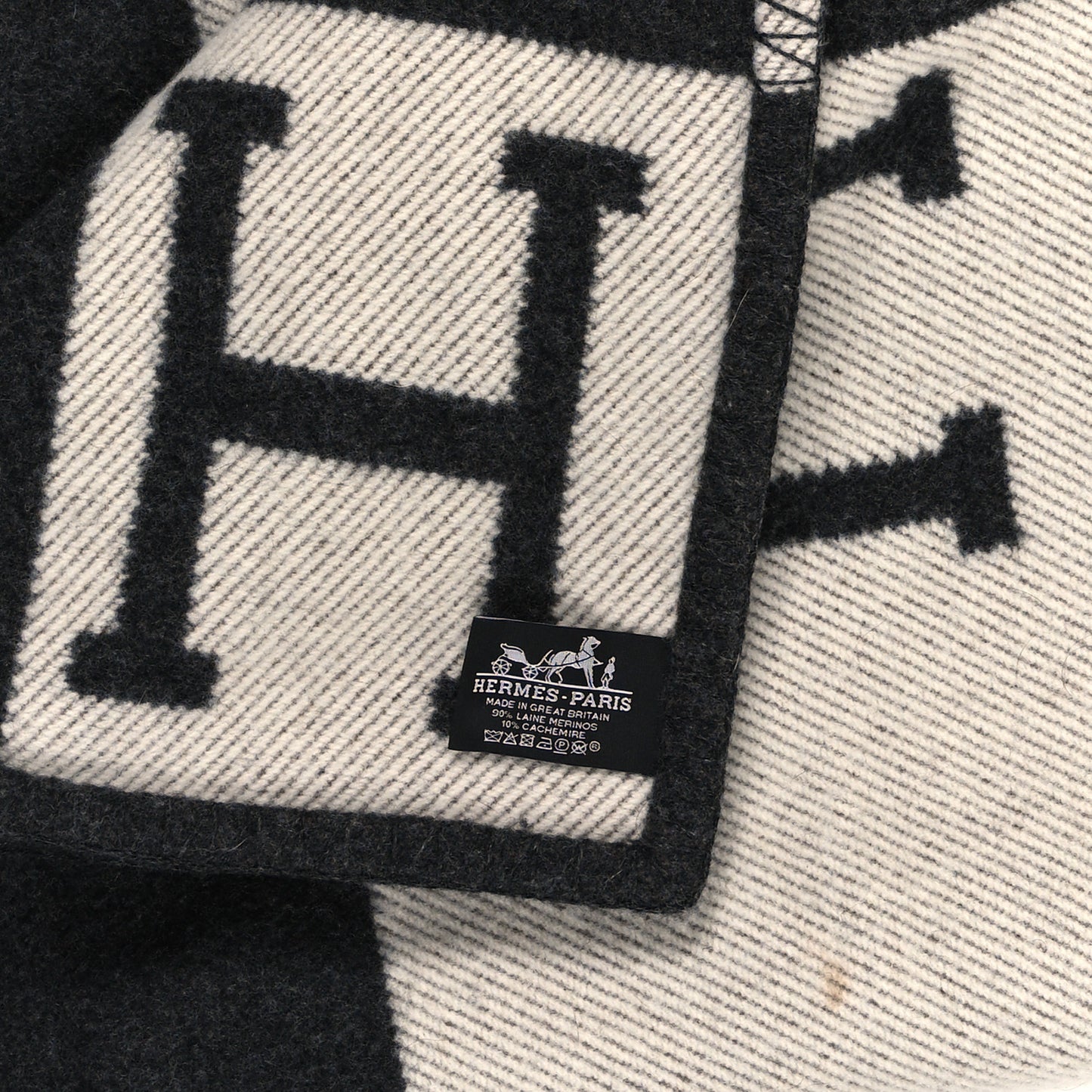 Wool Cashmere Avalon Blanket Ecru Gris Fonce
