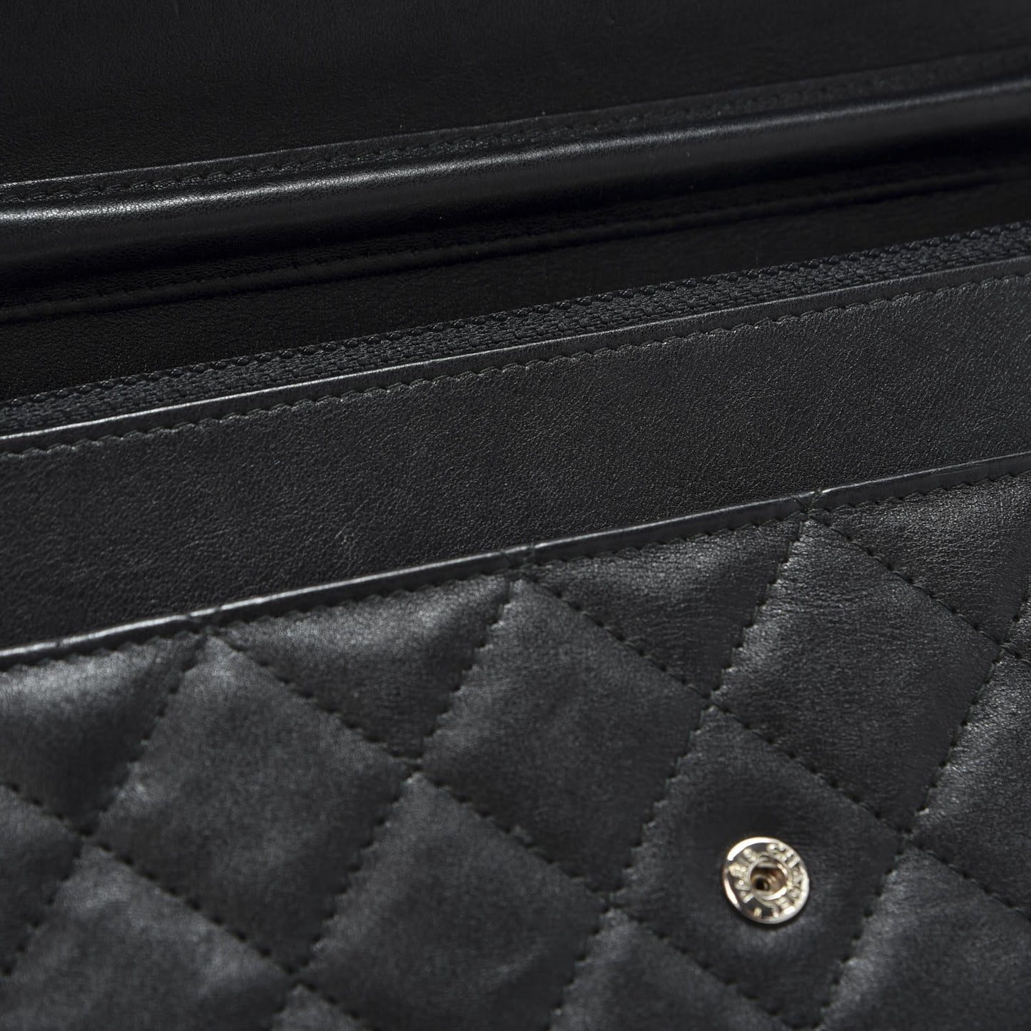 Crumpled Calfskin Quilted Wallet On Chain WOC So Black