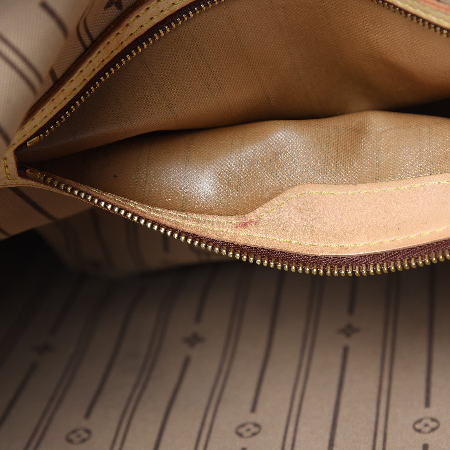 Louis Vuitton Monogram Neverfull MM 20 of 20