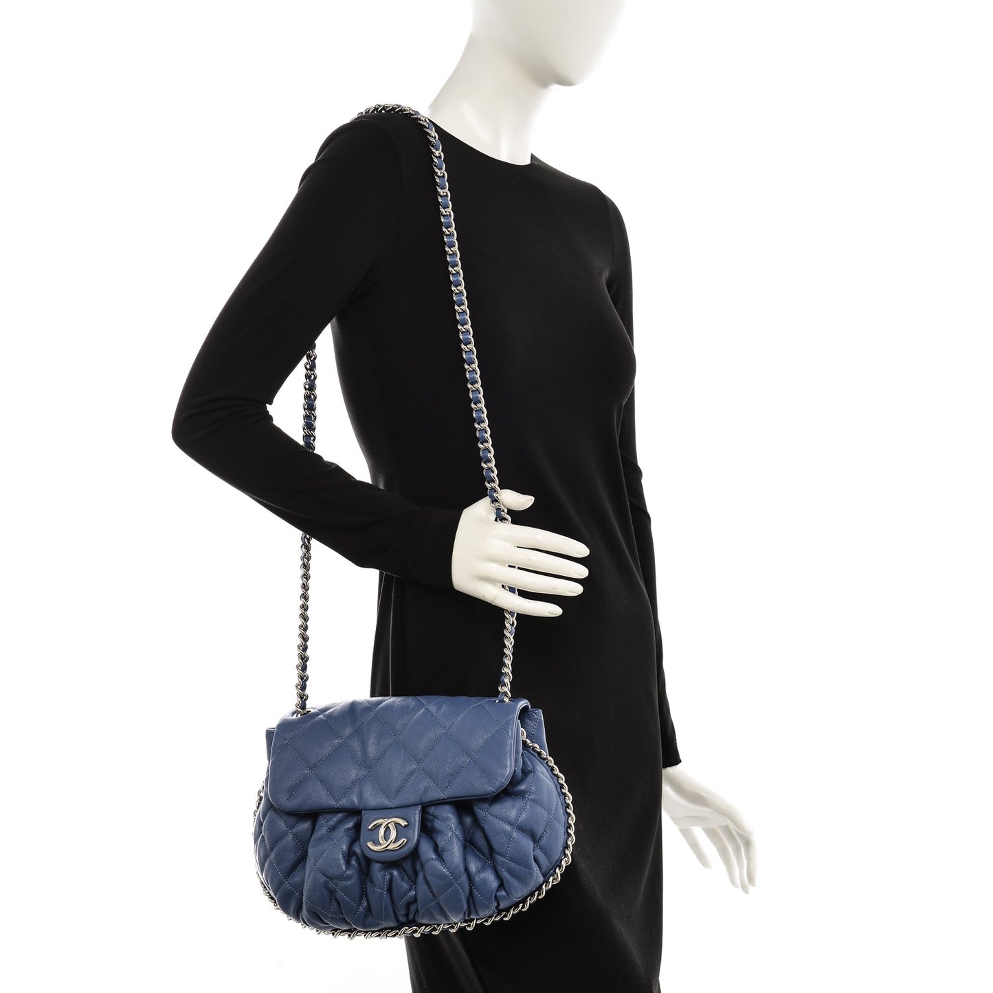 Washed Lambskin Medium Chain Around Messenger Blue