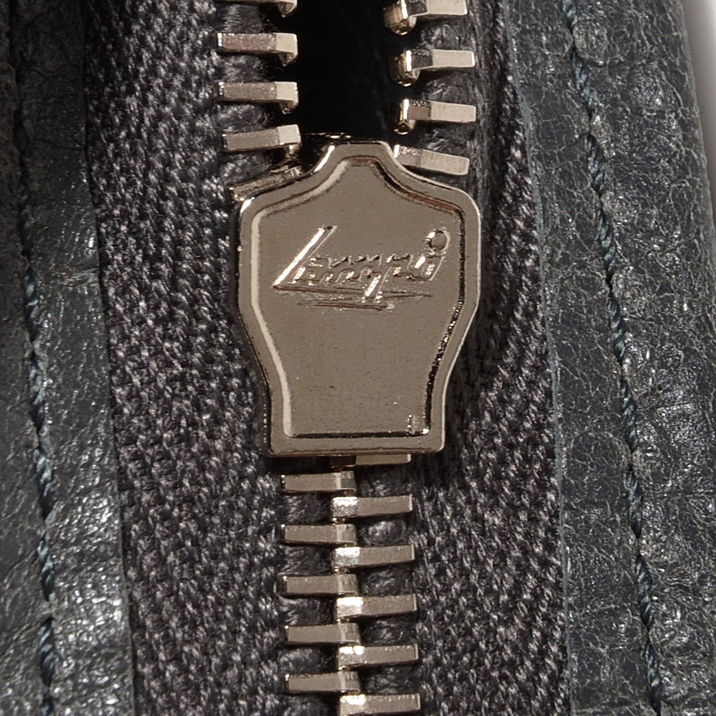 Agneau Giant 12 Silver Hardware City Gris Tarmac