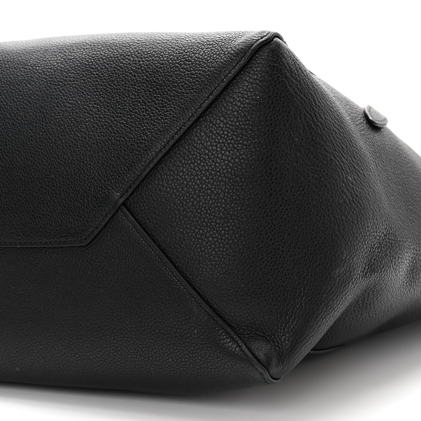 Soft Grained Calfskin Medium Belt Cabas Phantom Black