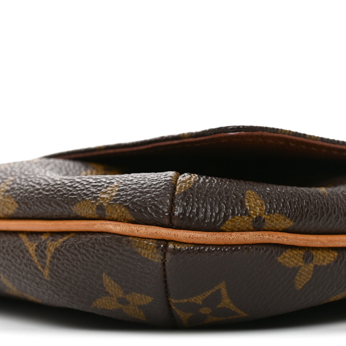 Monogram Musette Tango