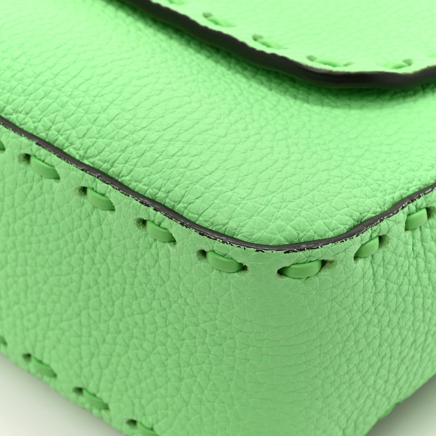 Cuoio Roma Sellerissima Nappa Sintetica Tape Stitch Baguette Edamame