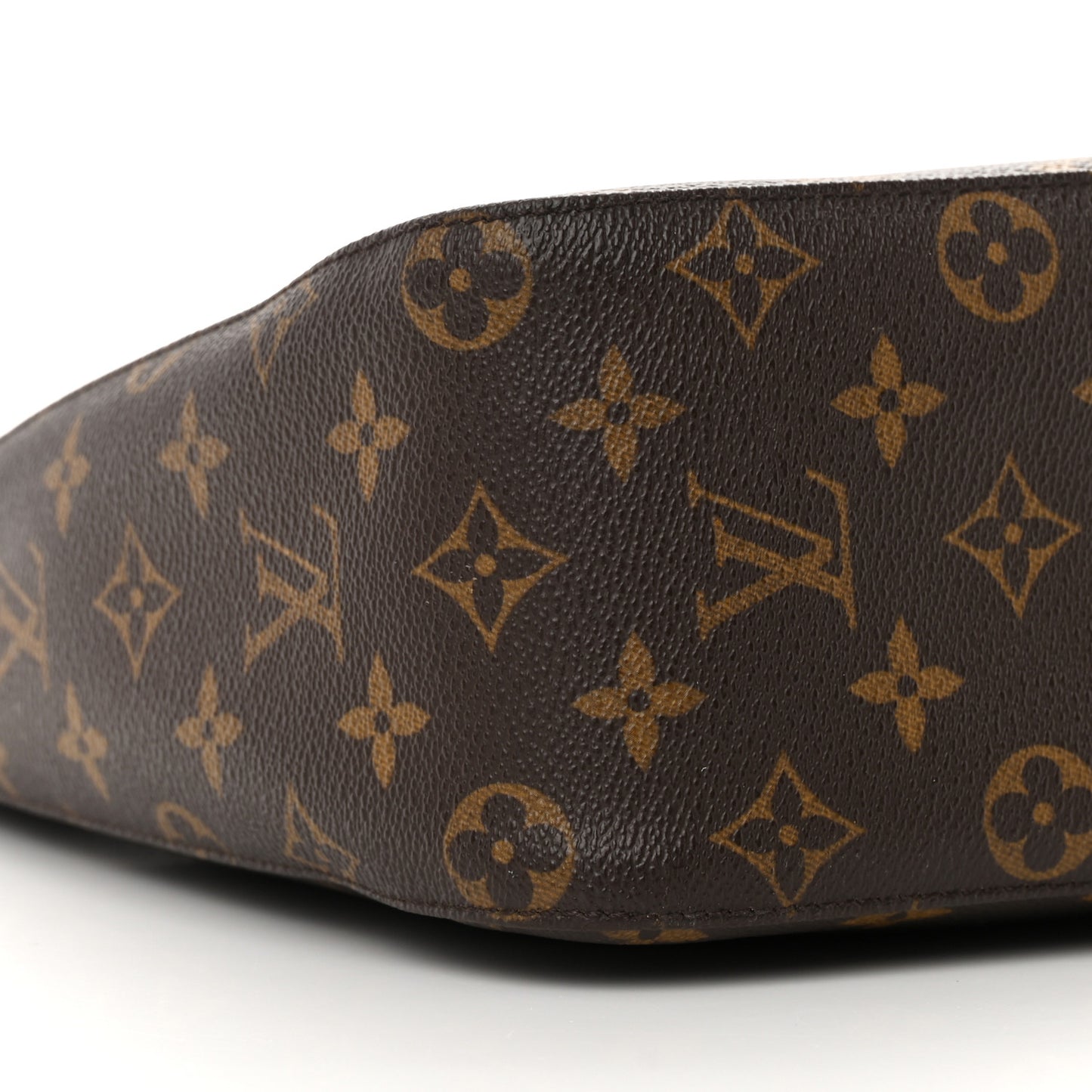 Monogram Looping MM