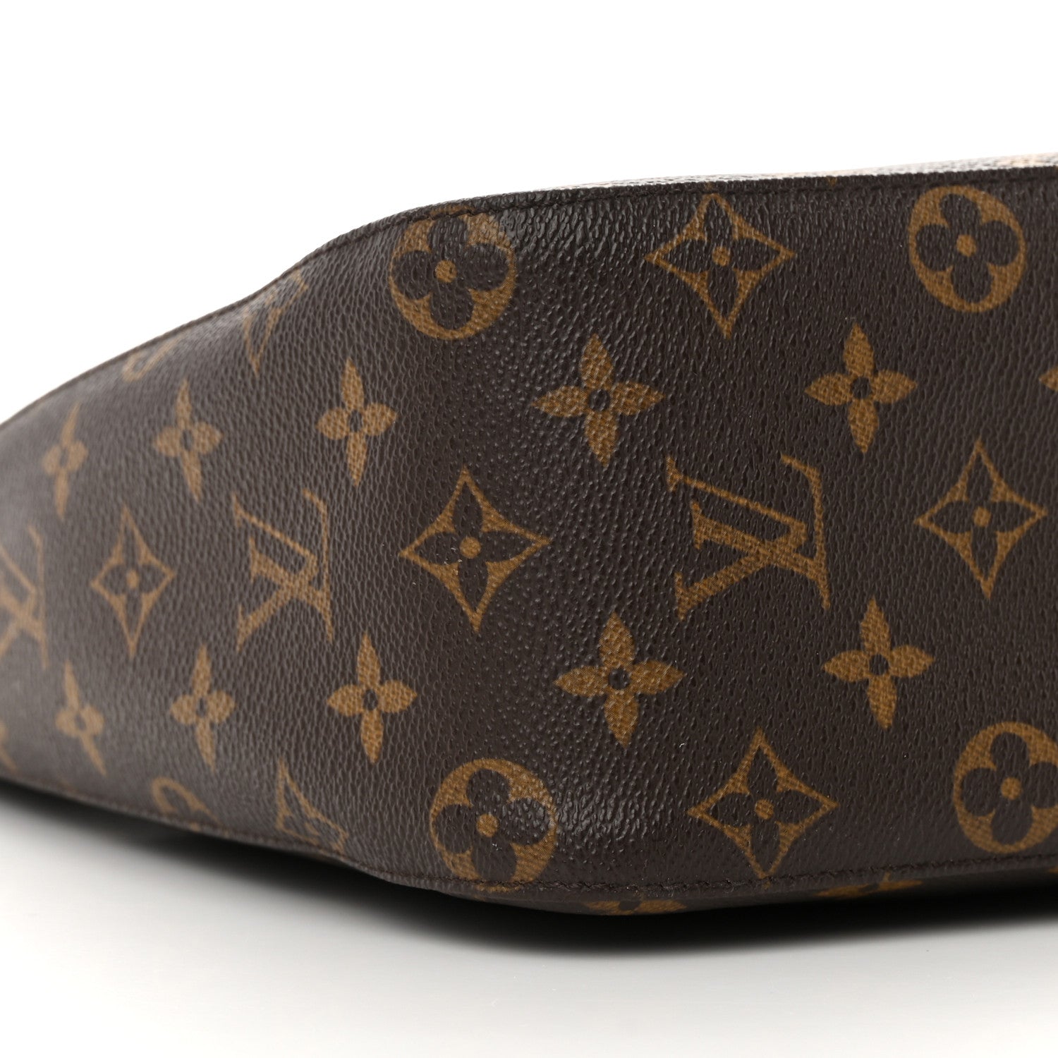 Louis Vuitton Monogram Looping MM 9 of 18